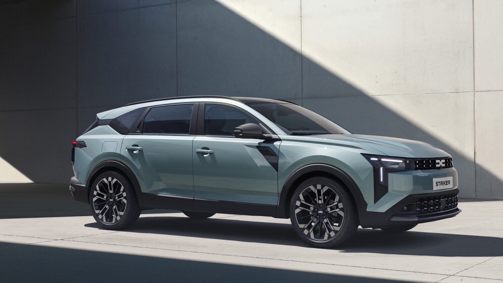 Dacia Striker non ha rivali: è station, crossover e con un prezzo da utilitaria