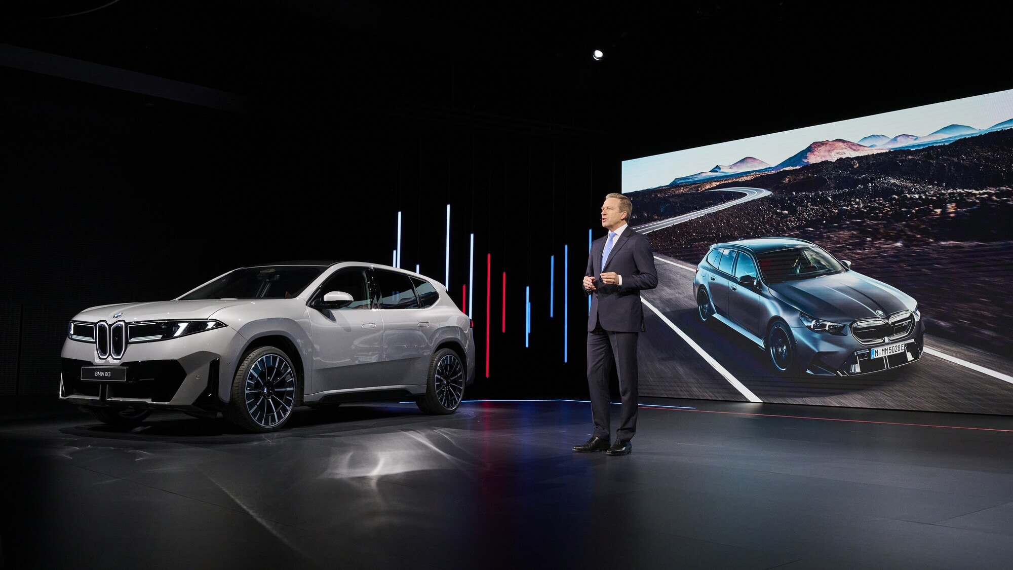 BMW, ecco quando arrivano le nuove X5 e Serie 3