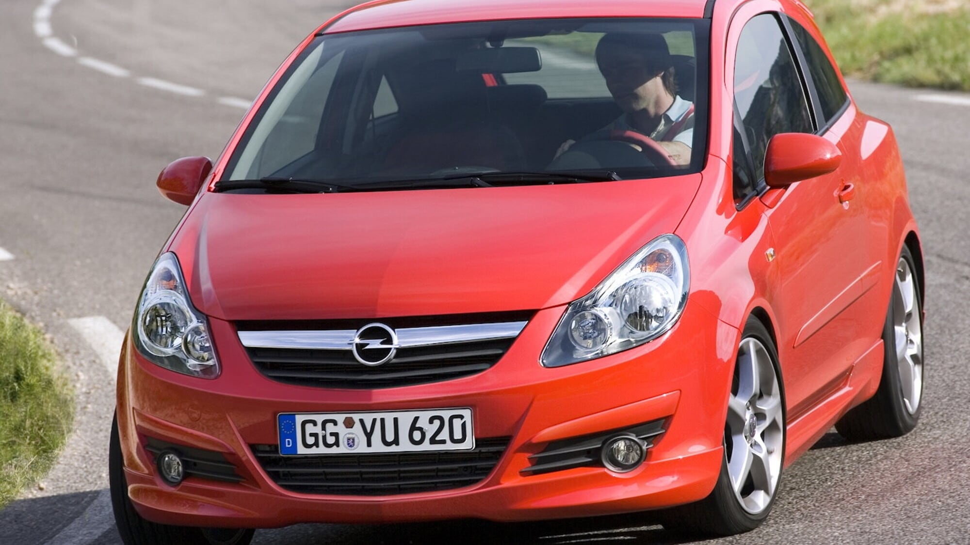 Opel Corsa GSi, OPC e le utilitarie sportive raccontano com'eravamo