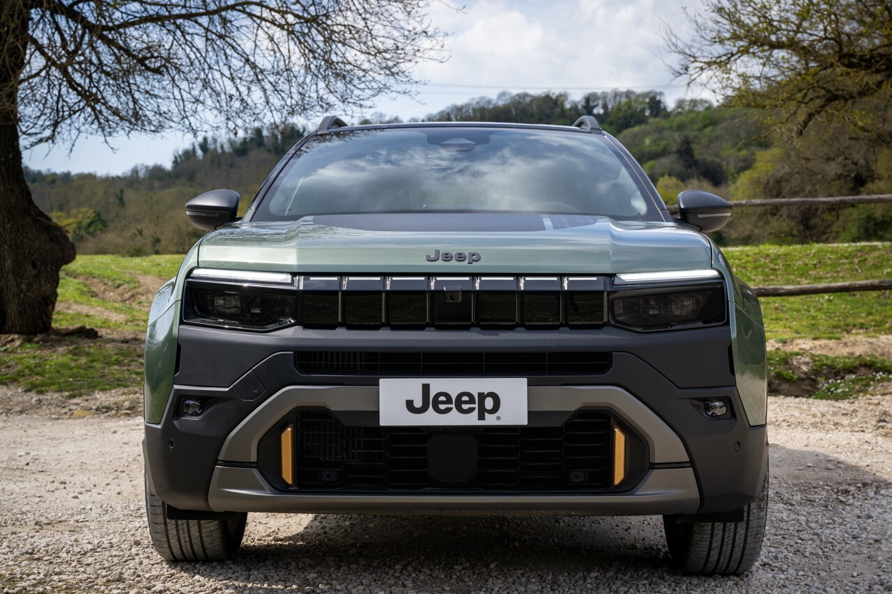 Avenger, arriva il restyling per la piccola Jeep