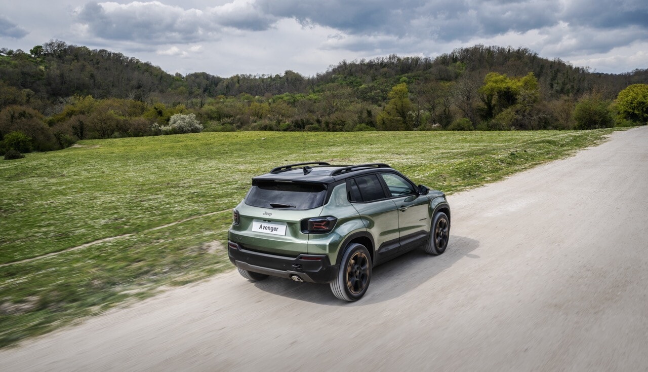Avenger, arriva il restyling per la piccola Jeep