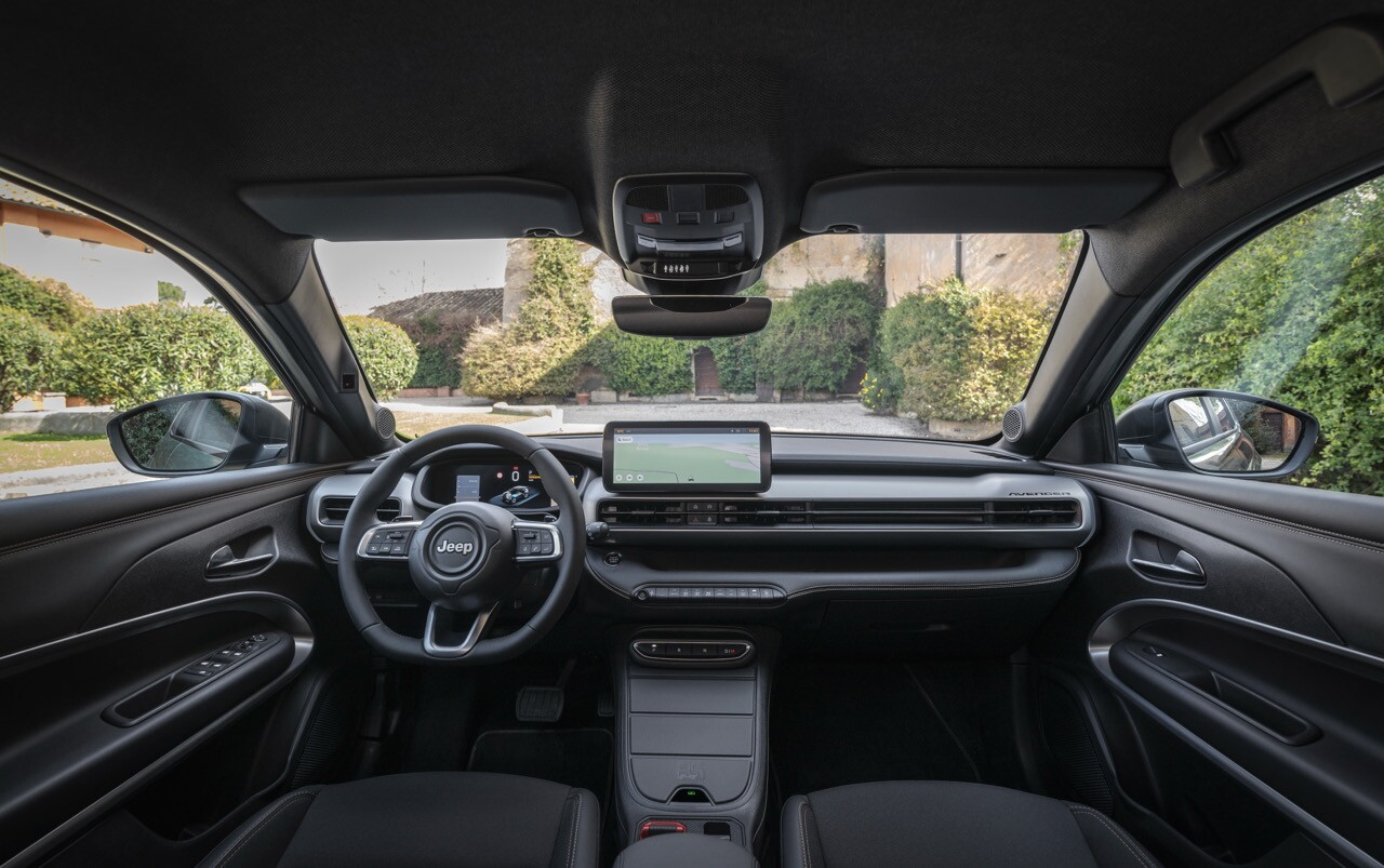 Avenger, arriva il restyling per la piccola Jeep