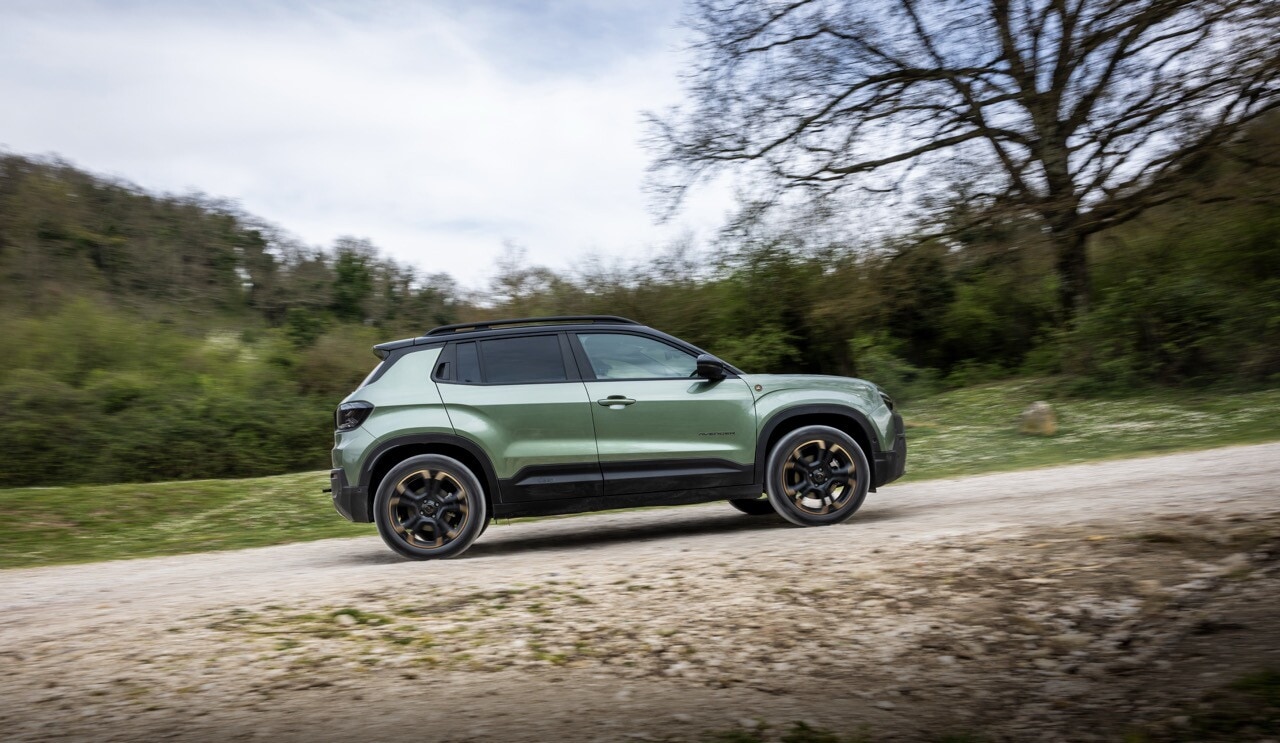Avenger, arriva il restyling per la piccola Jeep
