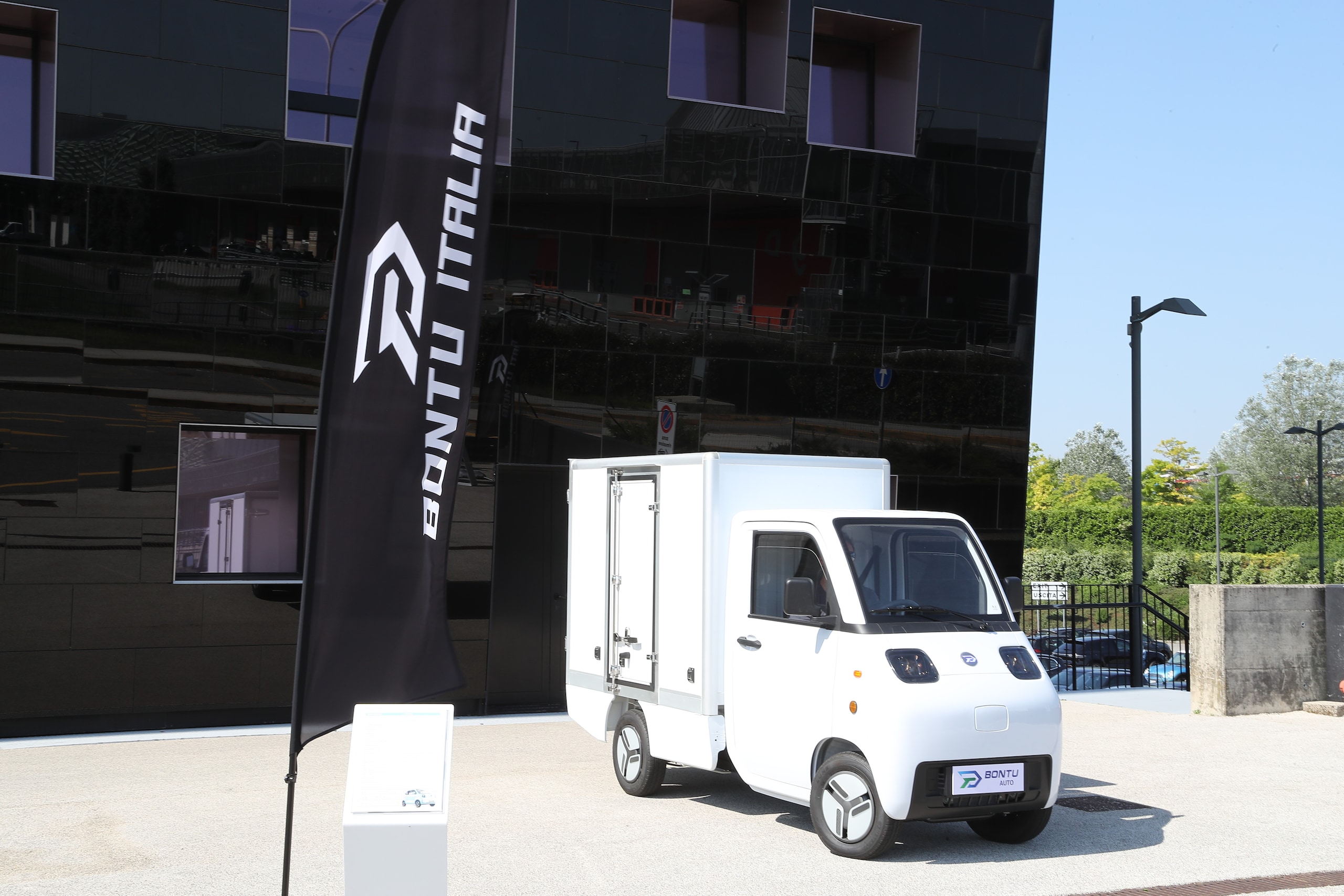 Bontu entra sul mercato europeo: test drive a Milano