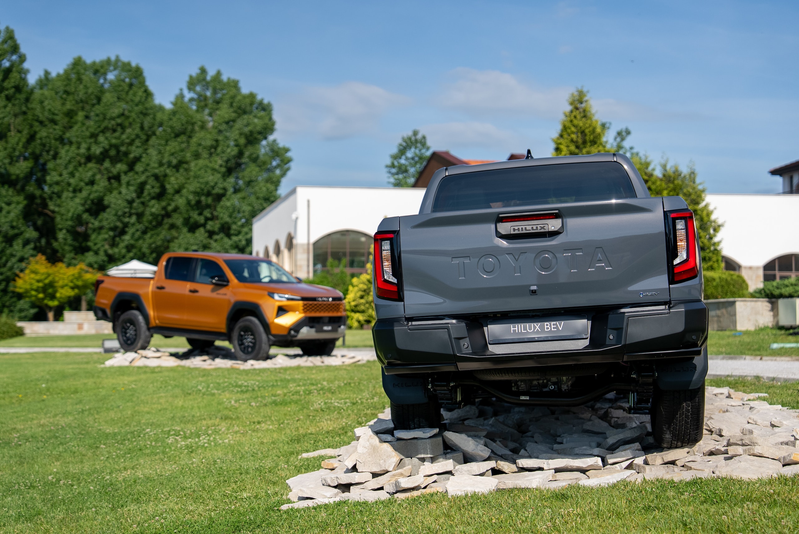 Toyota Hilux 2026, inarrestabile come sempre