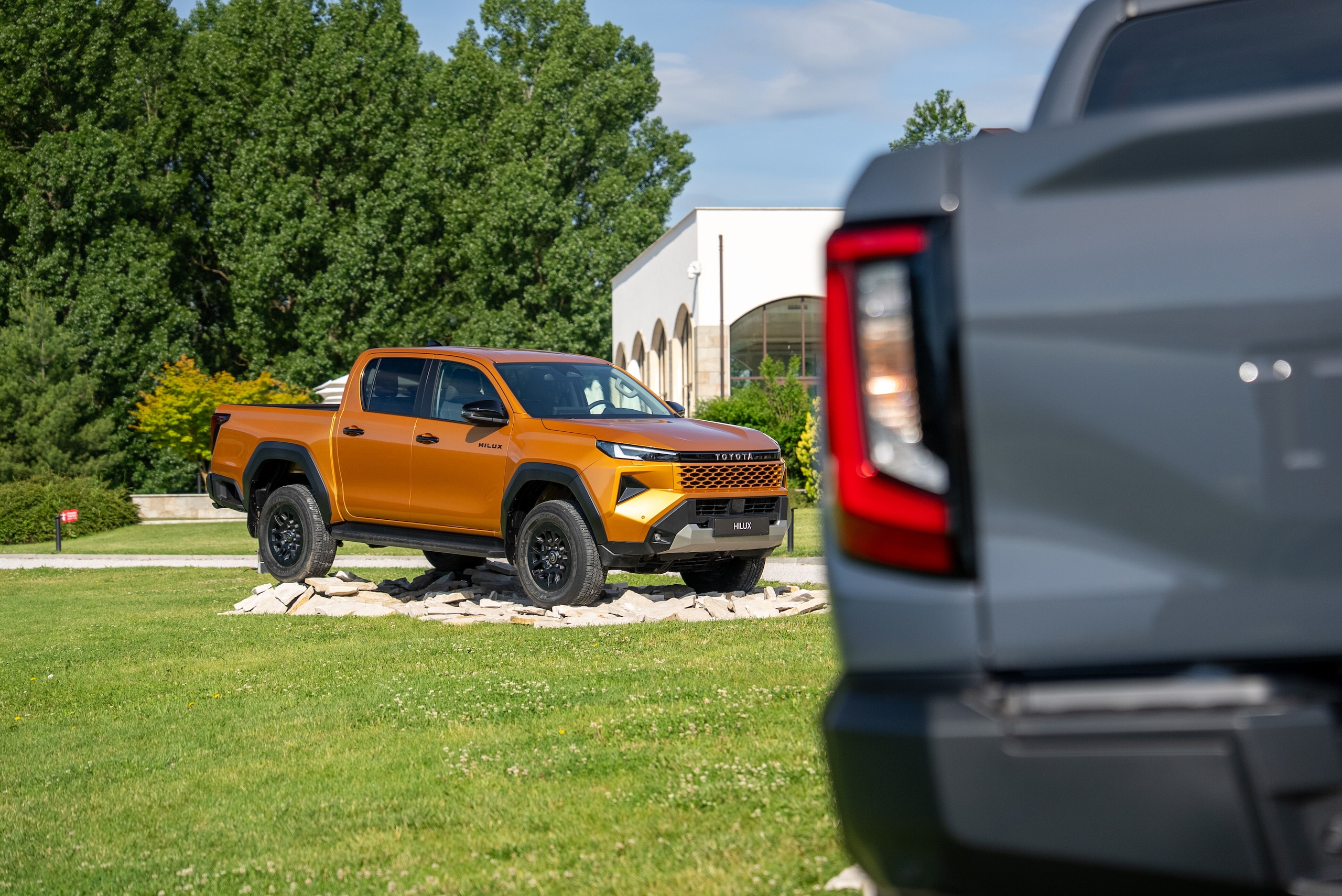 Toyota Hilux 2026, inarrestabile come sempre