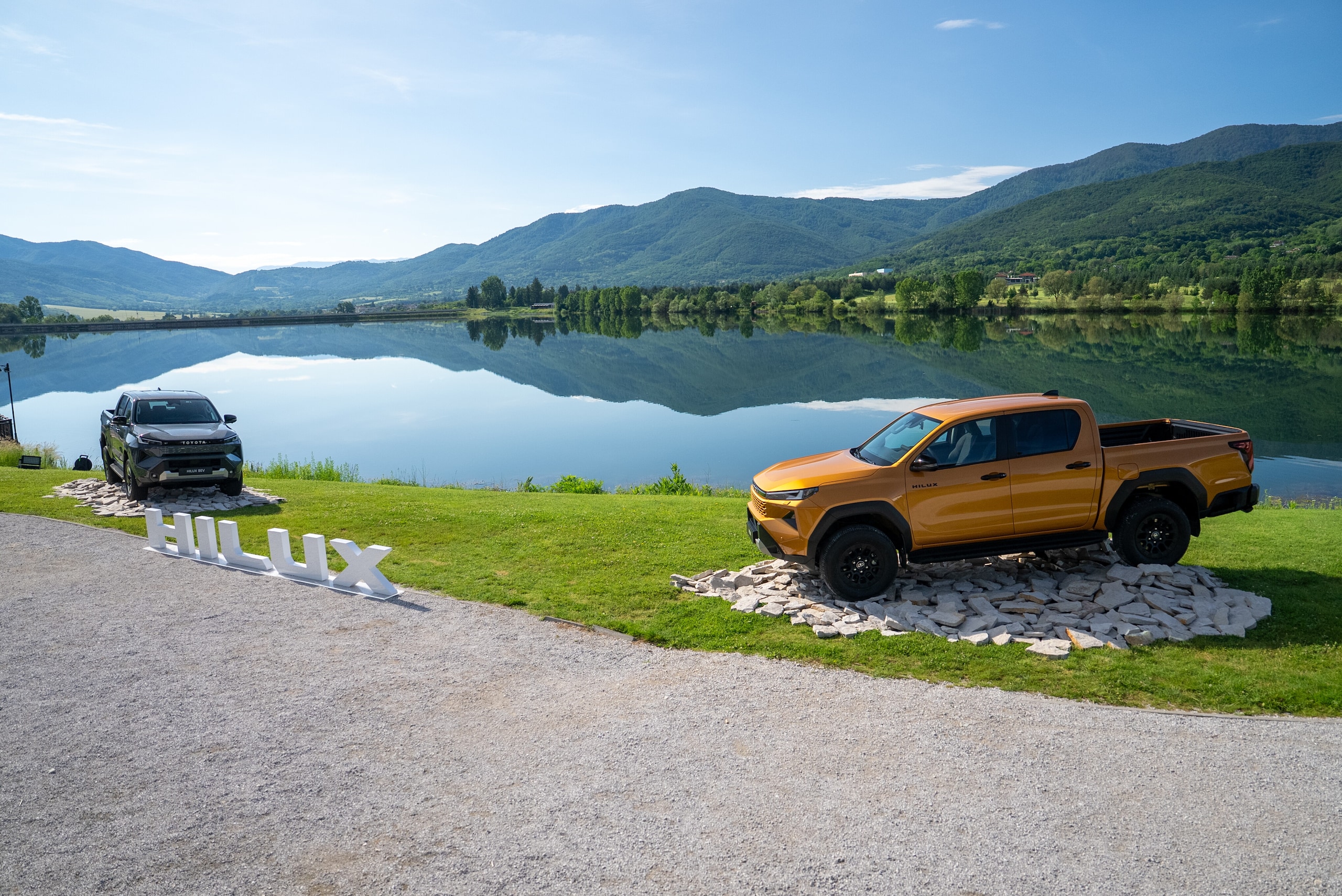 Toyota Hilux 2026, inarrestabile come sempre