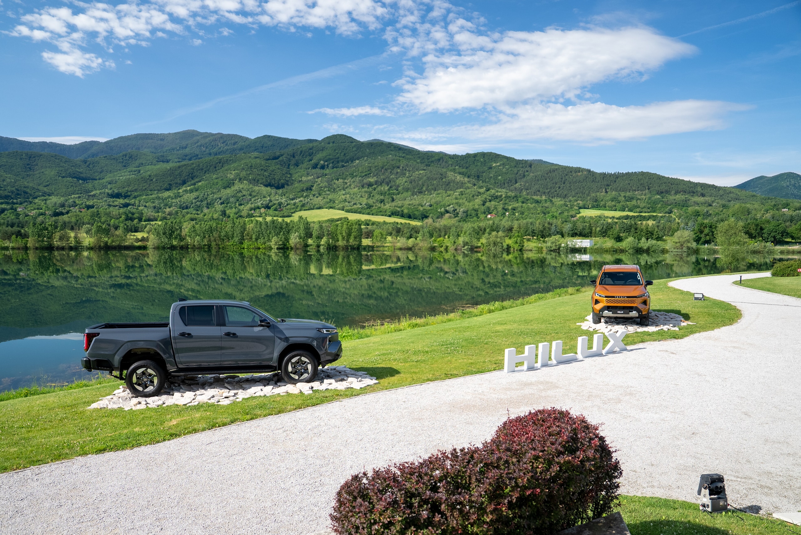 Toyota Hilux 2026, inarrestabile come sempre