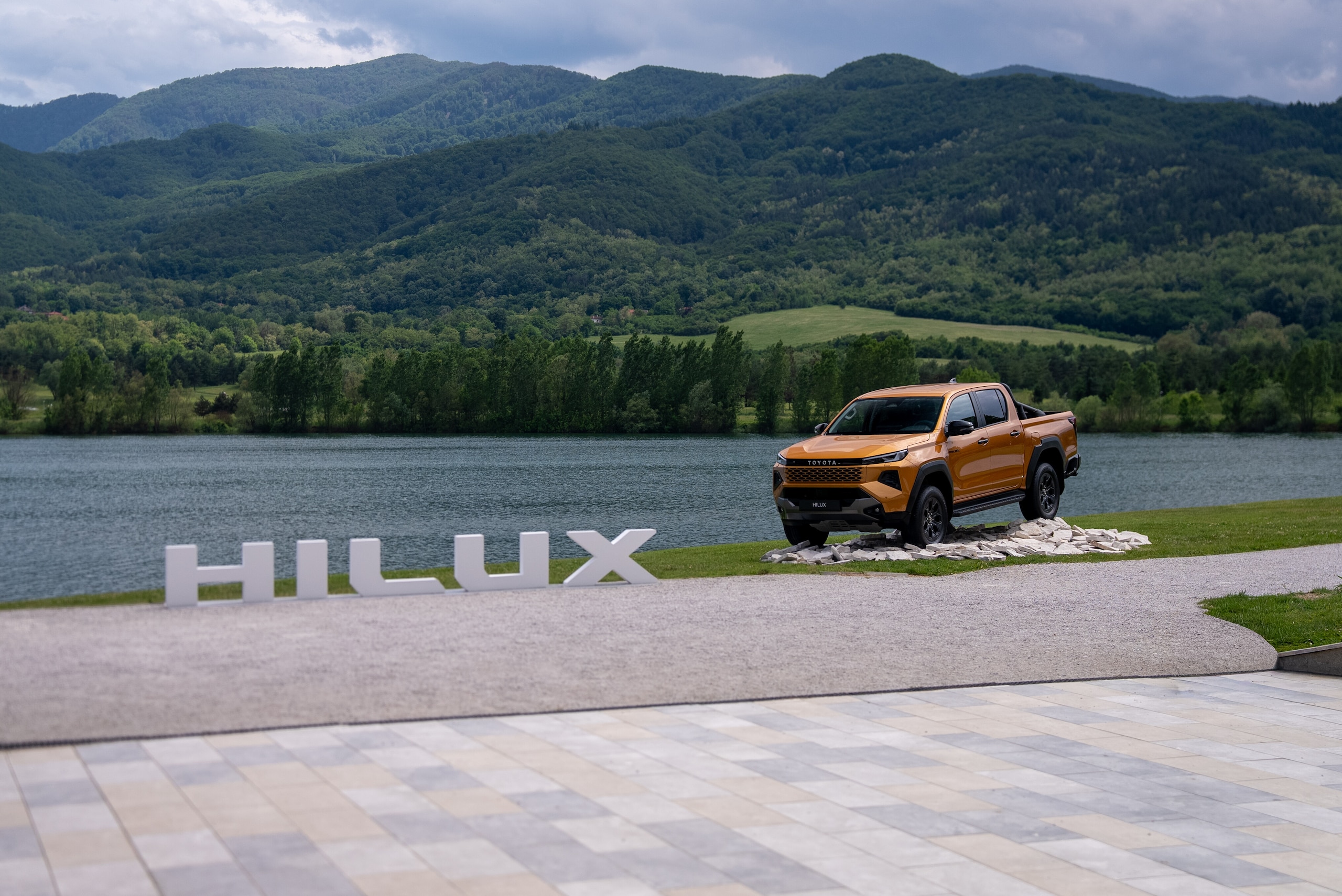 Toyota Hilux 2026, inarrestabile come sempre