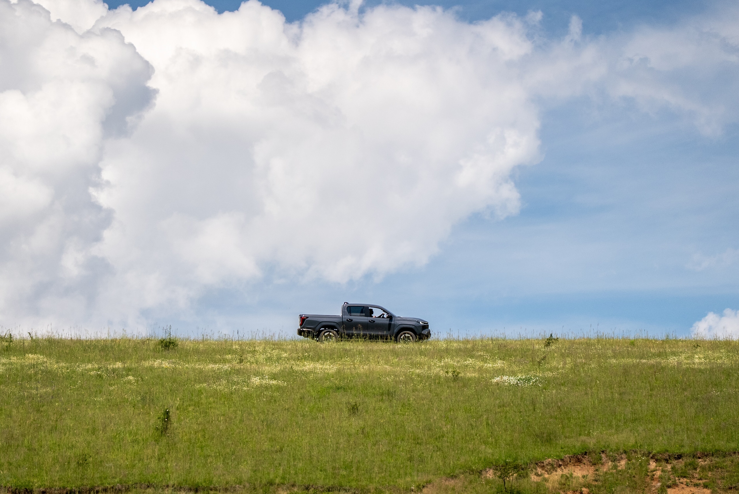 Toyota Hilux 2026, inarrestabile come sempre