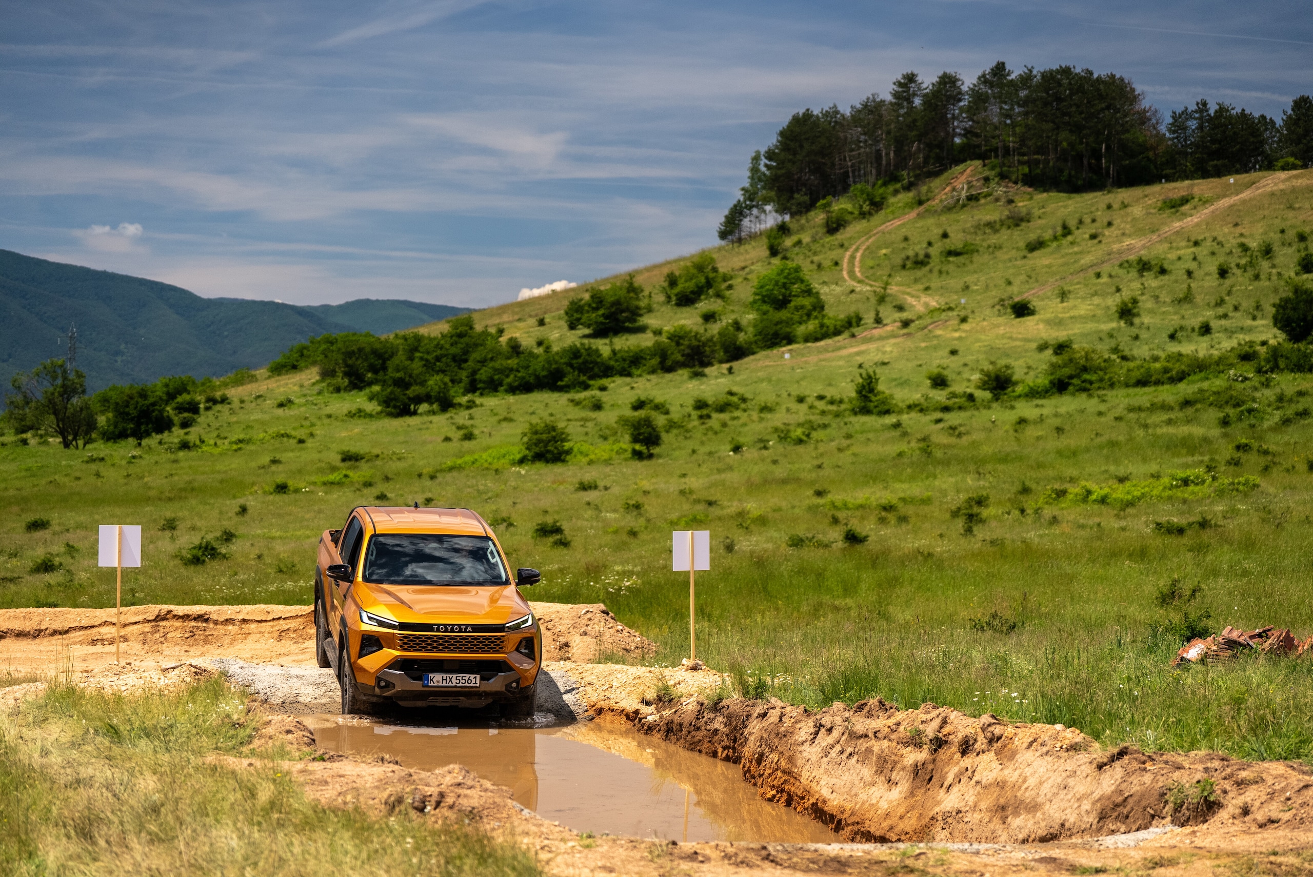 Toyota Hilux 2026, inarrestabile come sempre