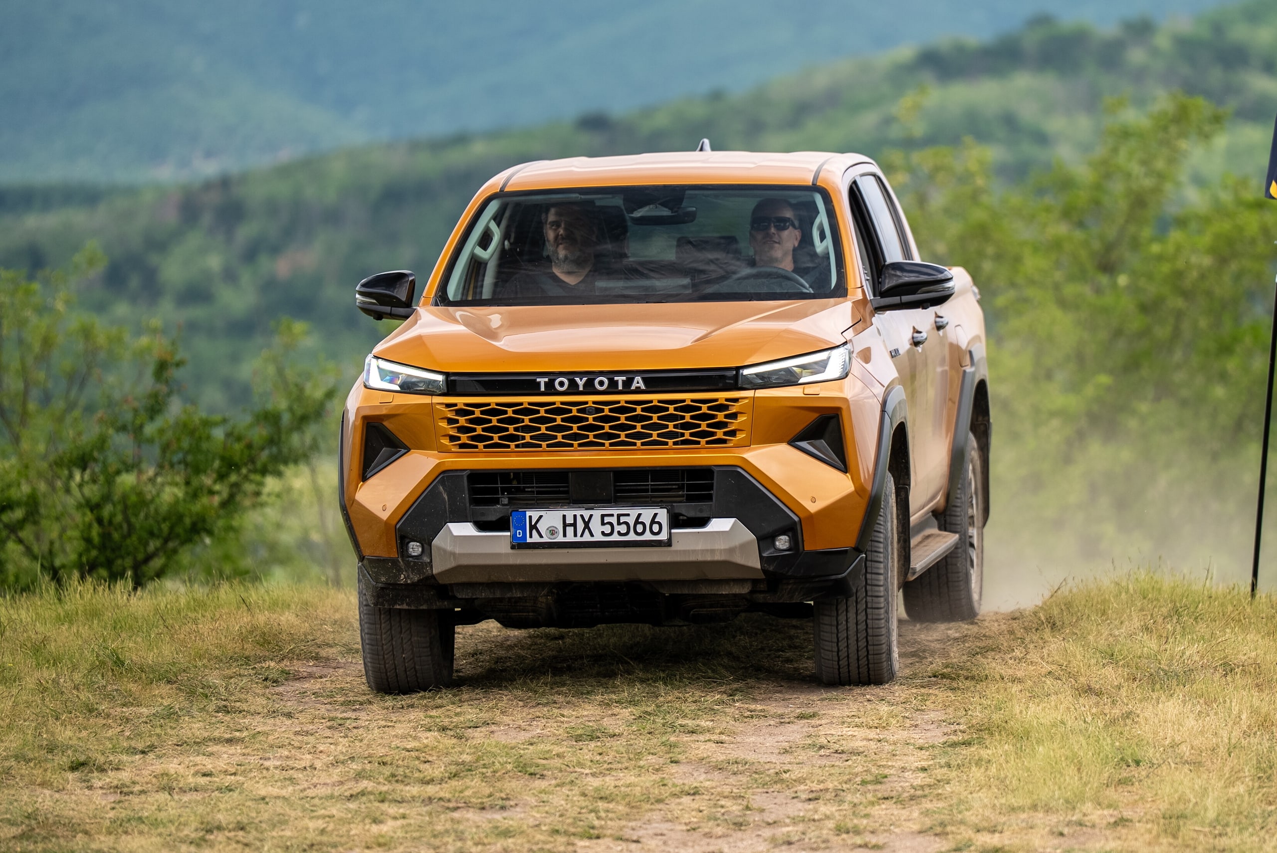 Toyota Hilux 2026, inarrestabile come sempre