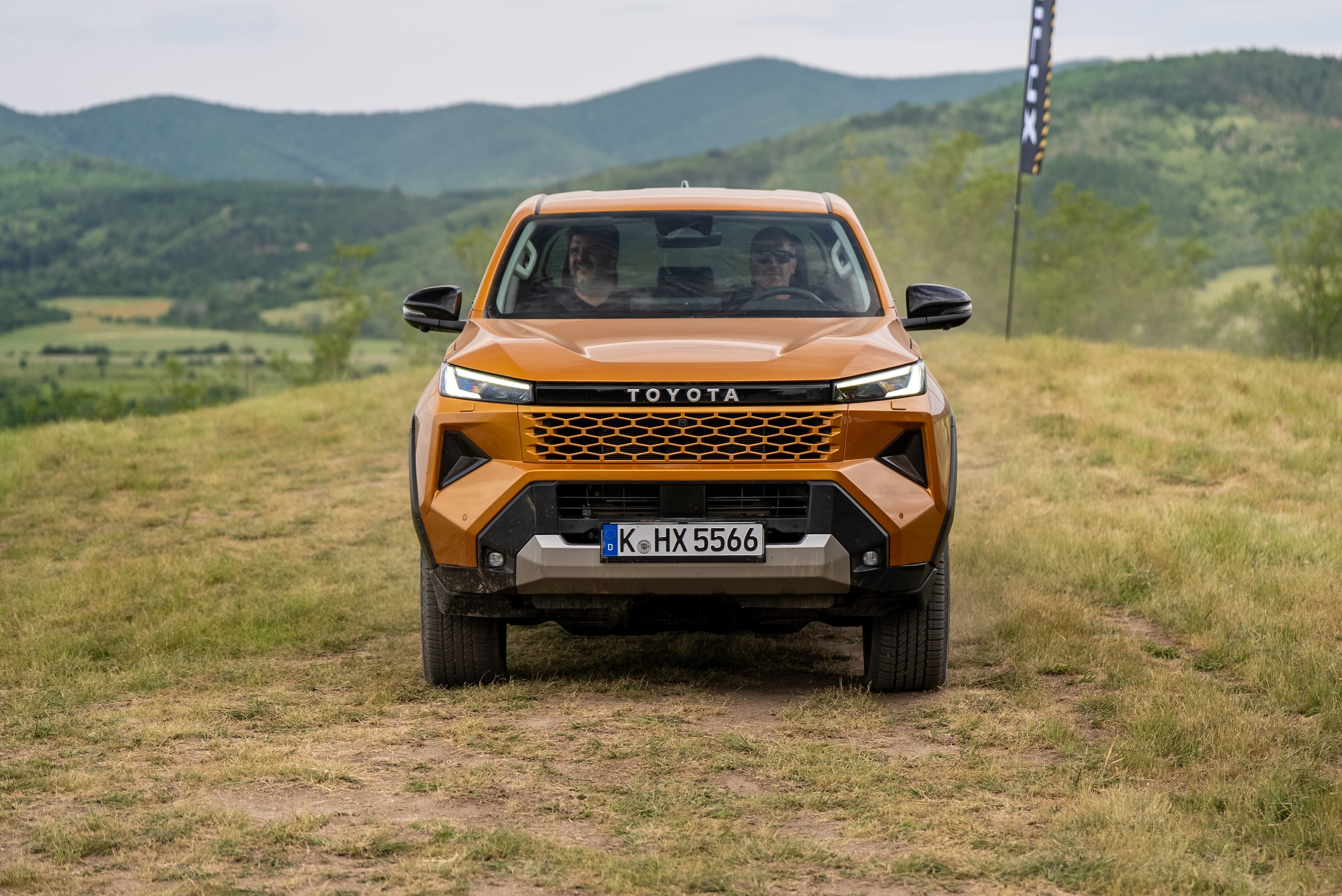 Toyota Hilux 2026, inarrestabile come sempre