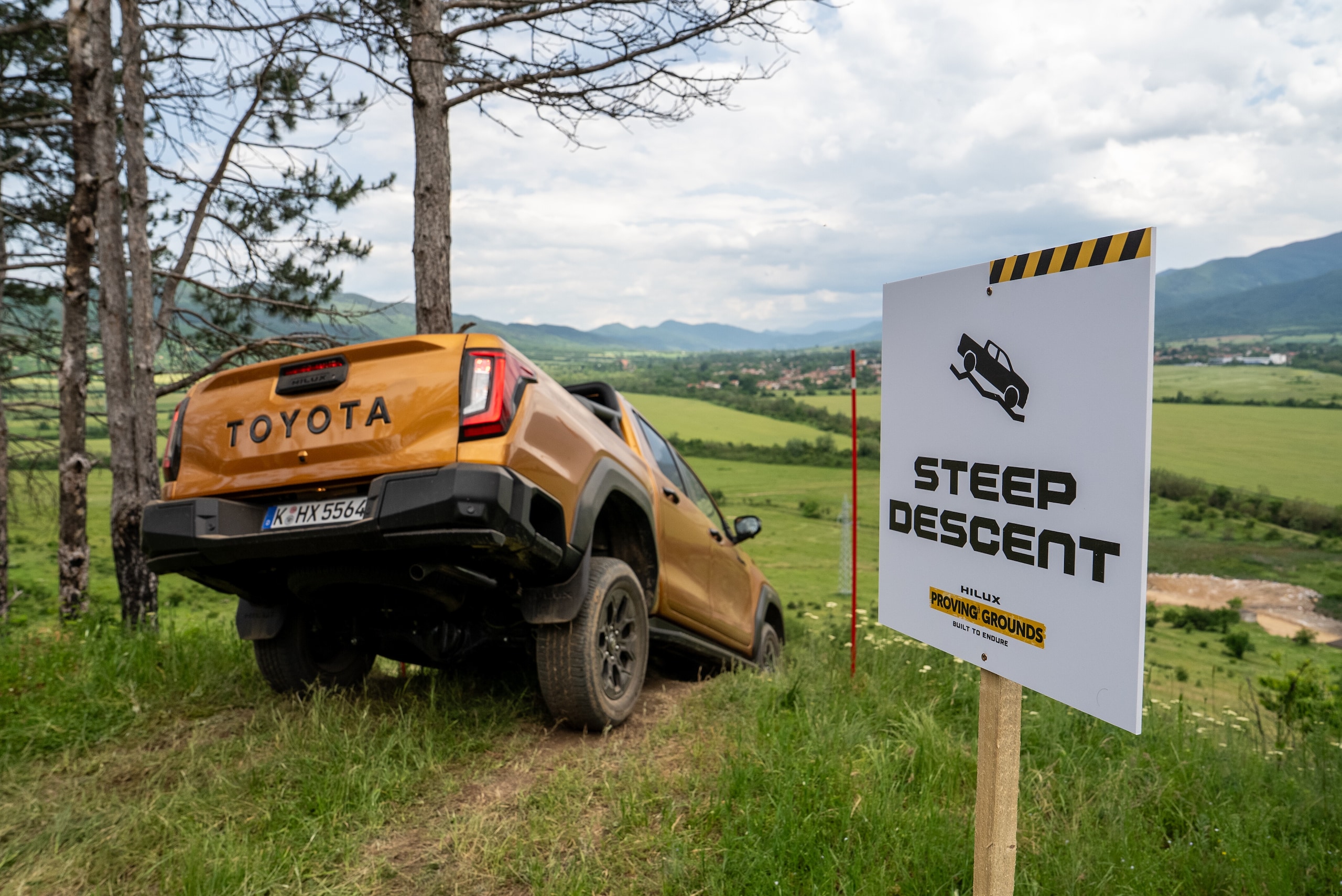 Toyota Hilux 2026, inarrestabile come sempre