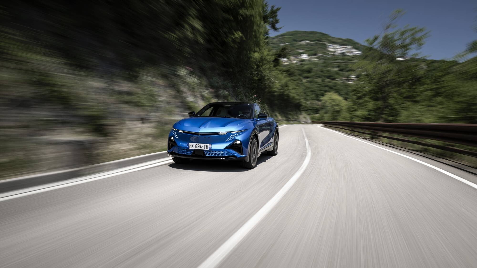 Alpine A390 GTS, guida sportivissima ma grande eleganza