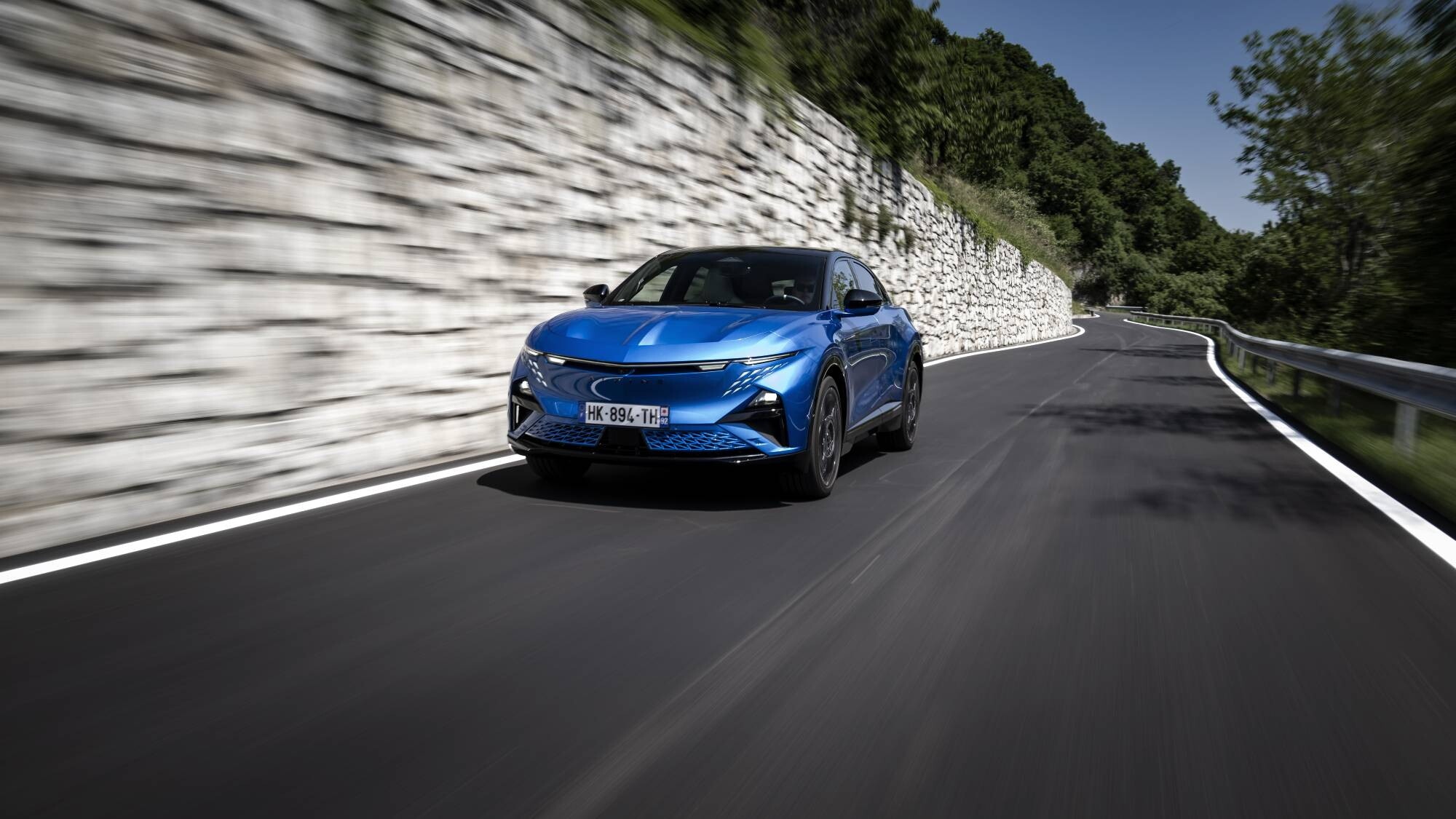 Alpine A390 GTS, guida sportivissima ma grande eleganza