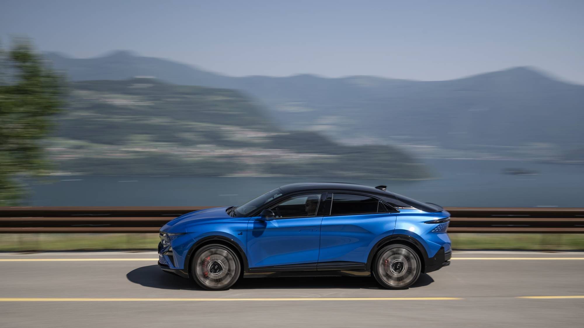 Alpine A390 GTS, guida sportivissima ma grande eleganza