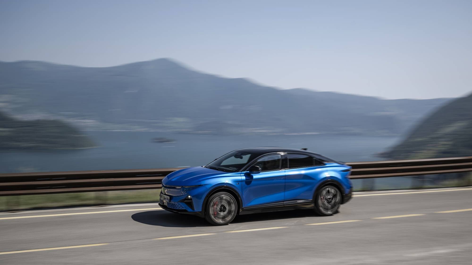 Alpine A390 GTS, guida sportivissima ma grande eleganza