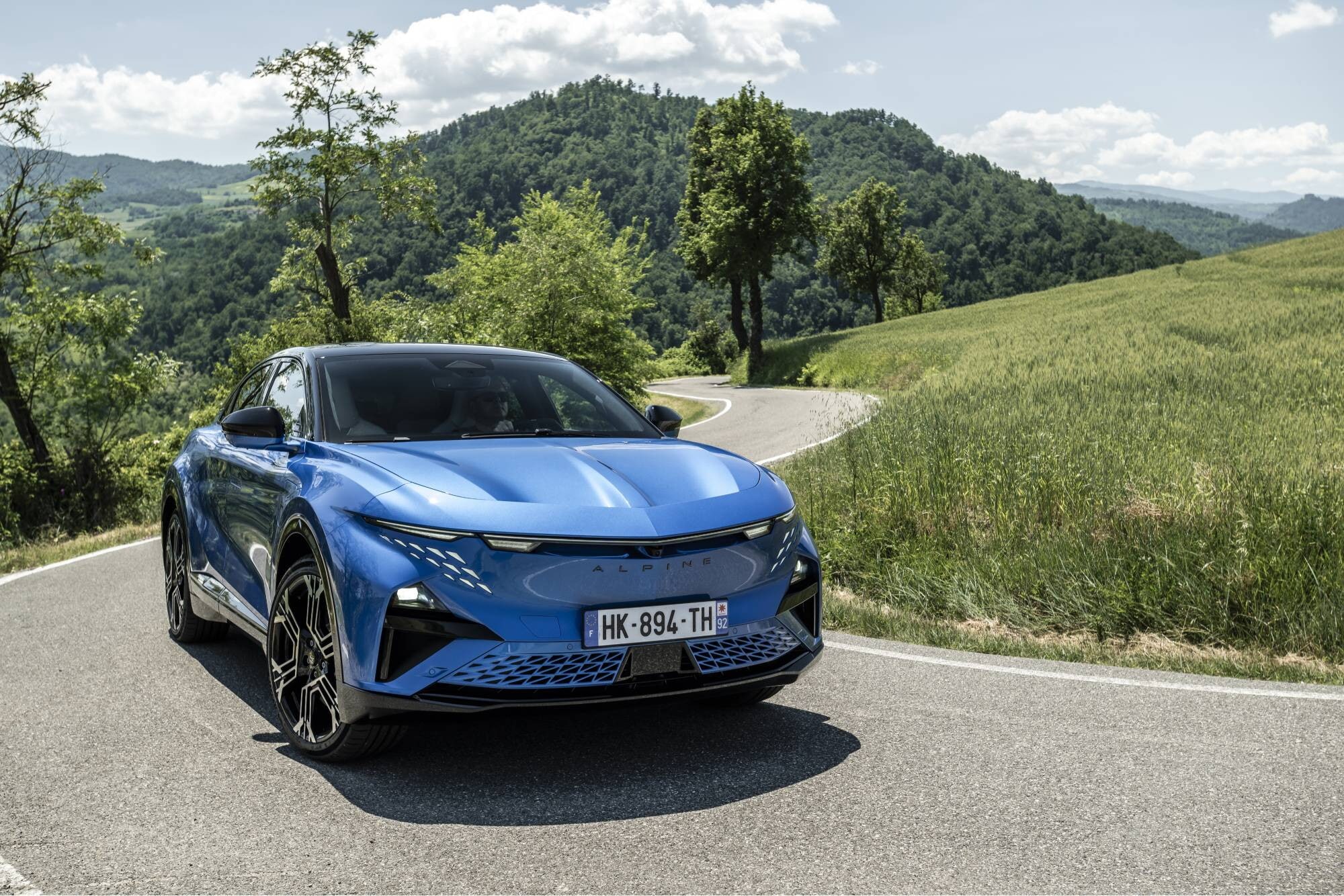 Alpine A390 GTS, guida sportivissima ma grande eleganza