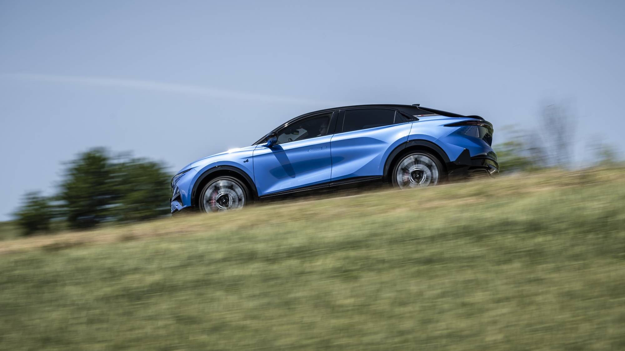 Alpine A390 GTS, guida sportivissima ma grande eleganza