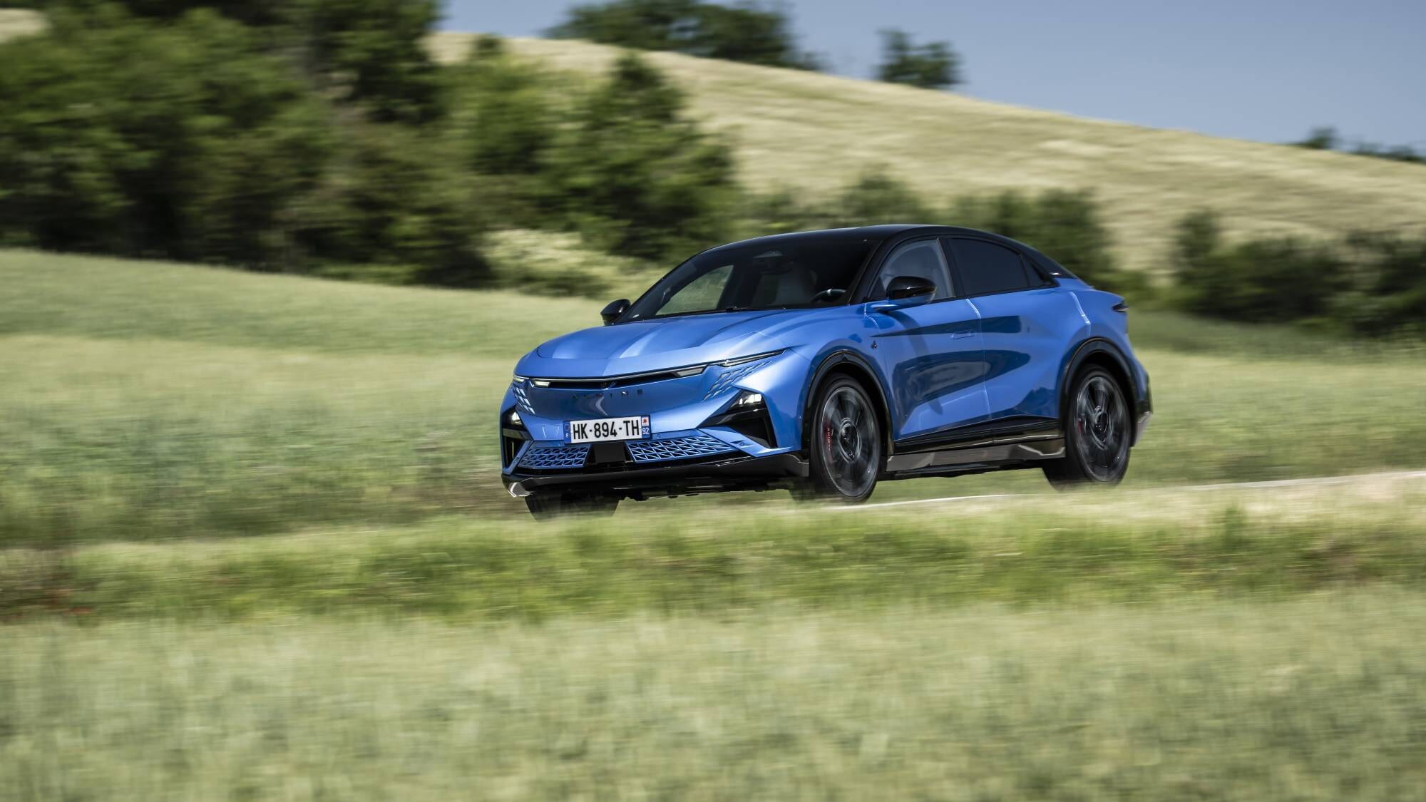 Alpine A390 GTS, guida sportivissima ma grande eleganza
