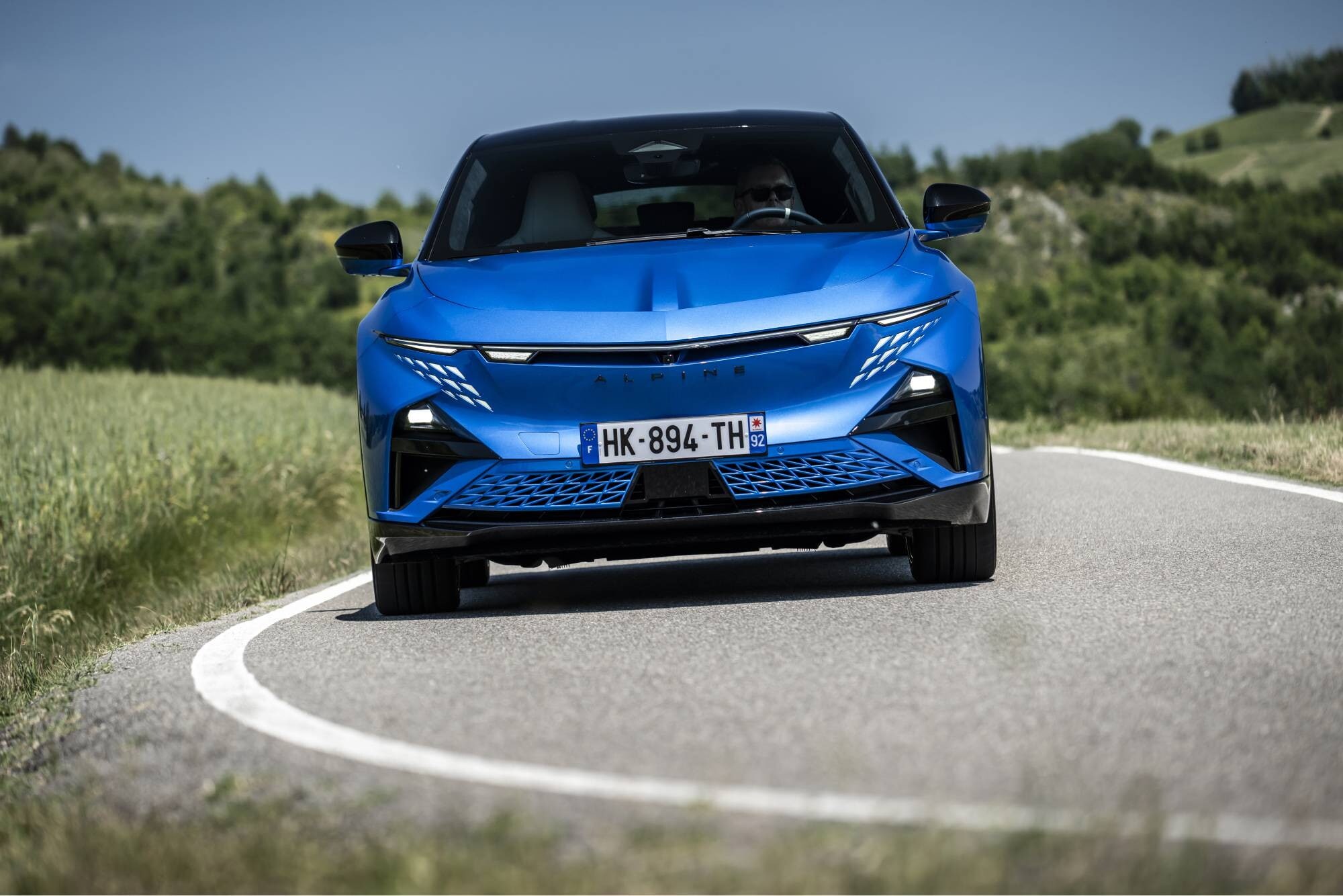 Alpine A390 GTS, guida sportivissima ma grande eleganza