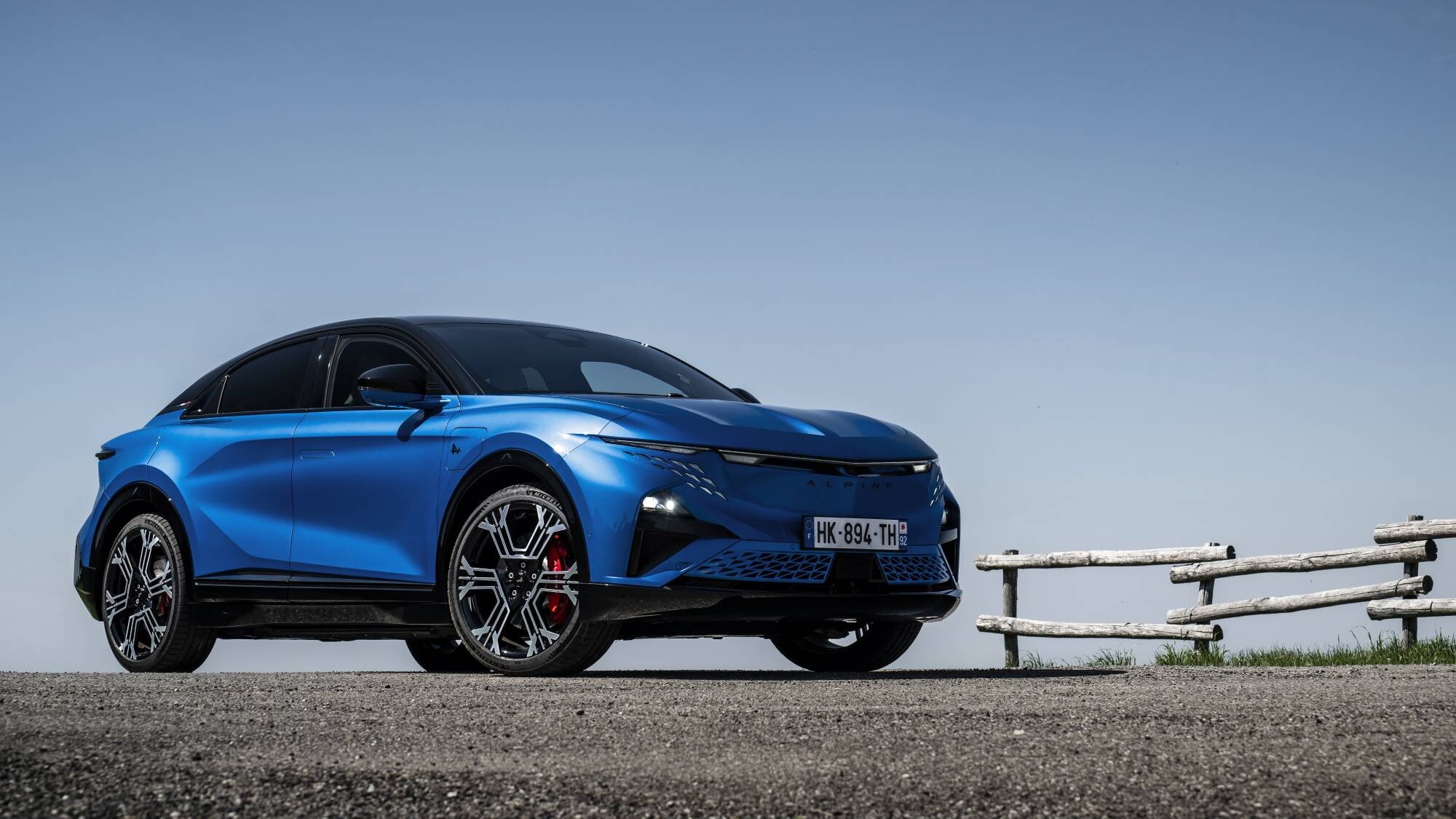 Alpine A390 GTS, guida sportivissima ma grande eleganza