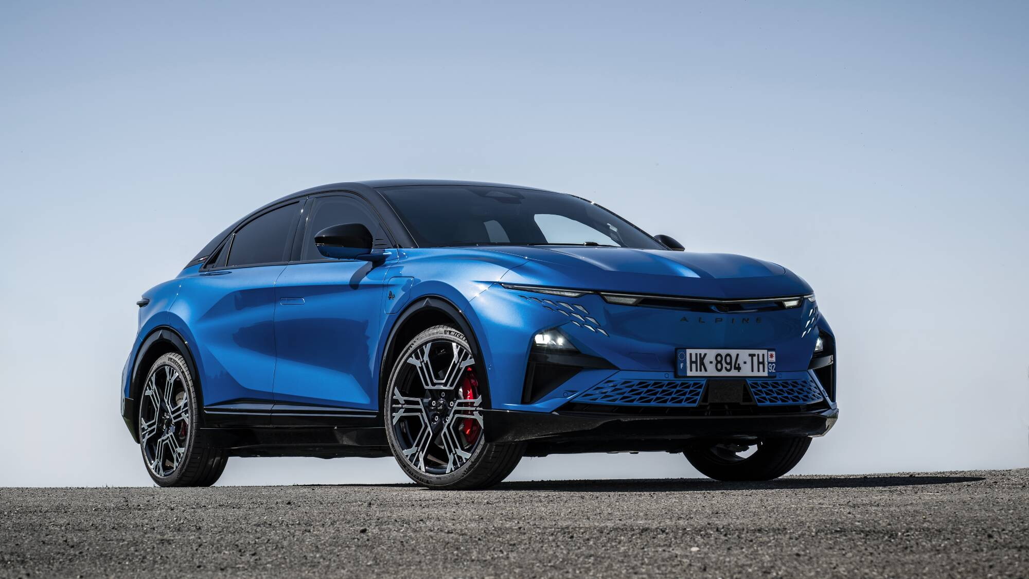 Alpine A390 GTS, guida sportivissima ma grande eleganza
