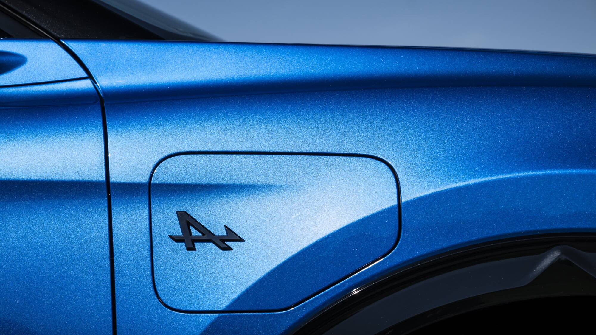 Alpine A390 GTS, guida sportivissima ma grande eleganza