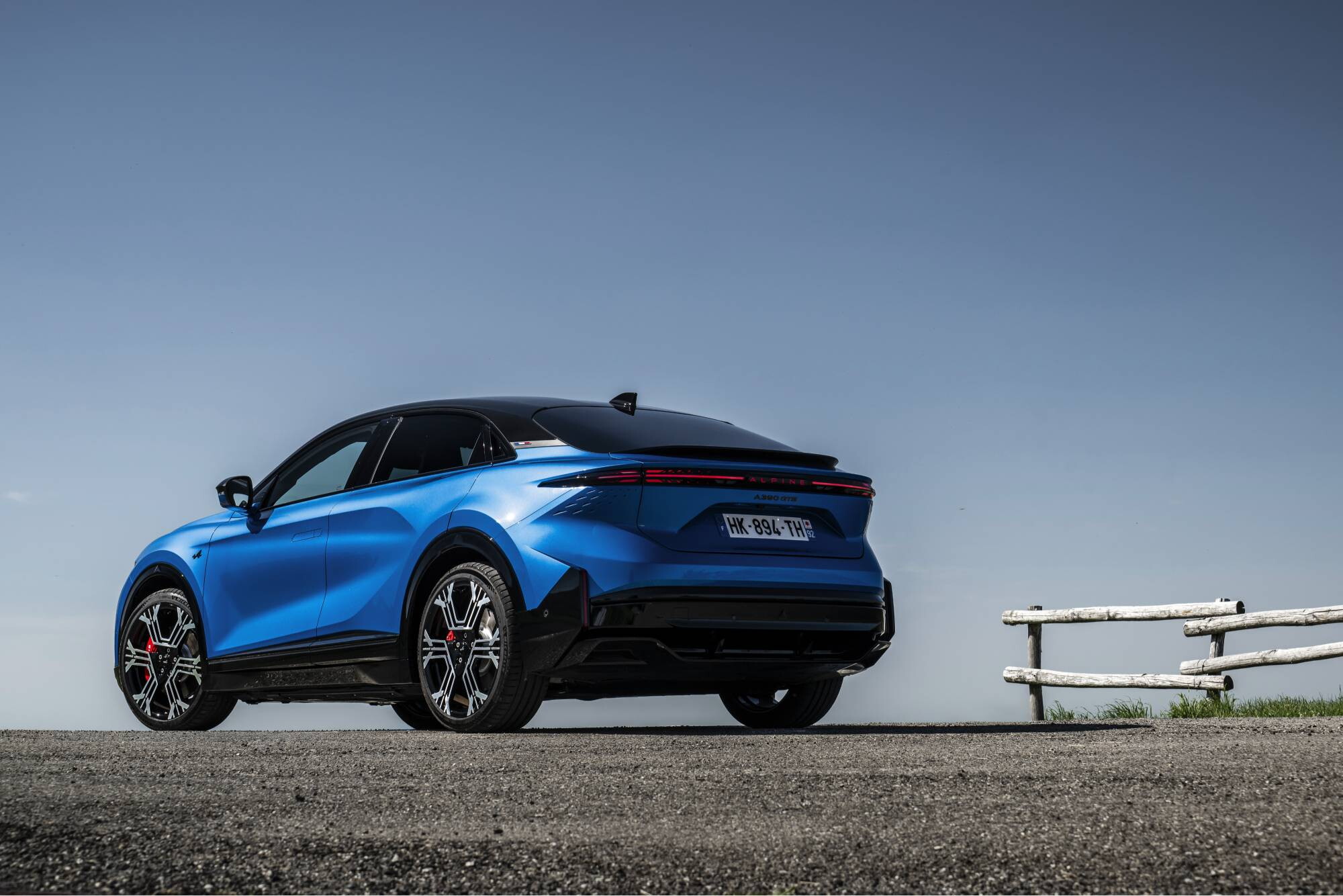Alpine A390 GTS, guida sportivissima ma grande eleganza