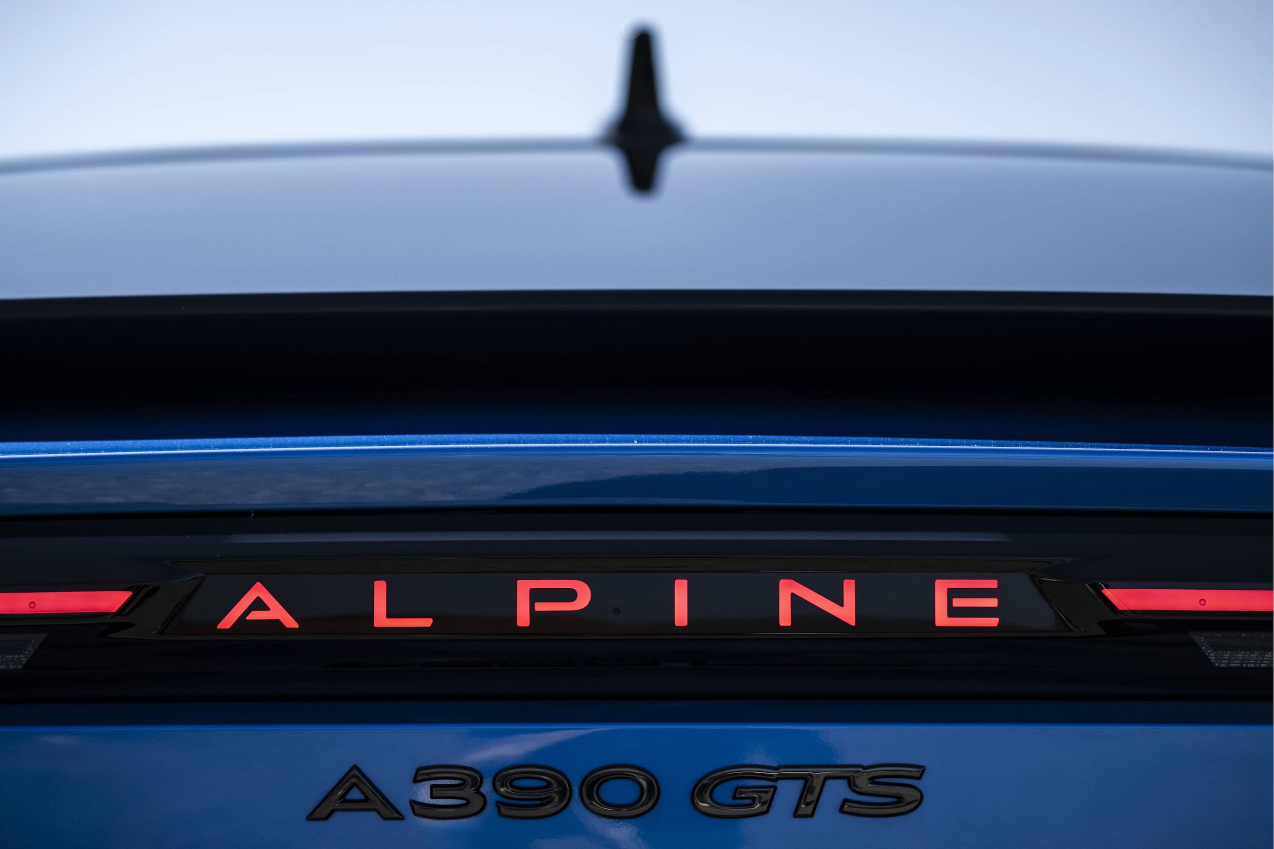 Alpine A390 GTS, guida sportivissima ma grande eleganza