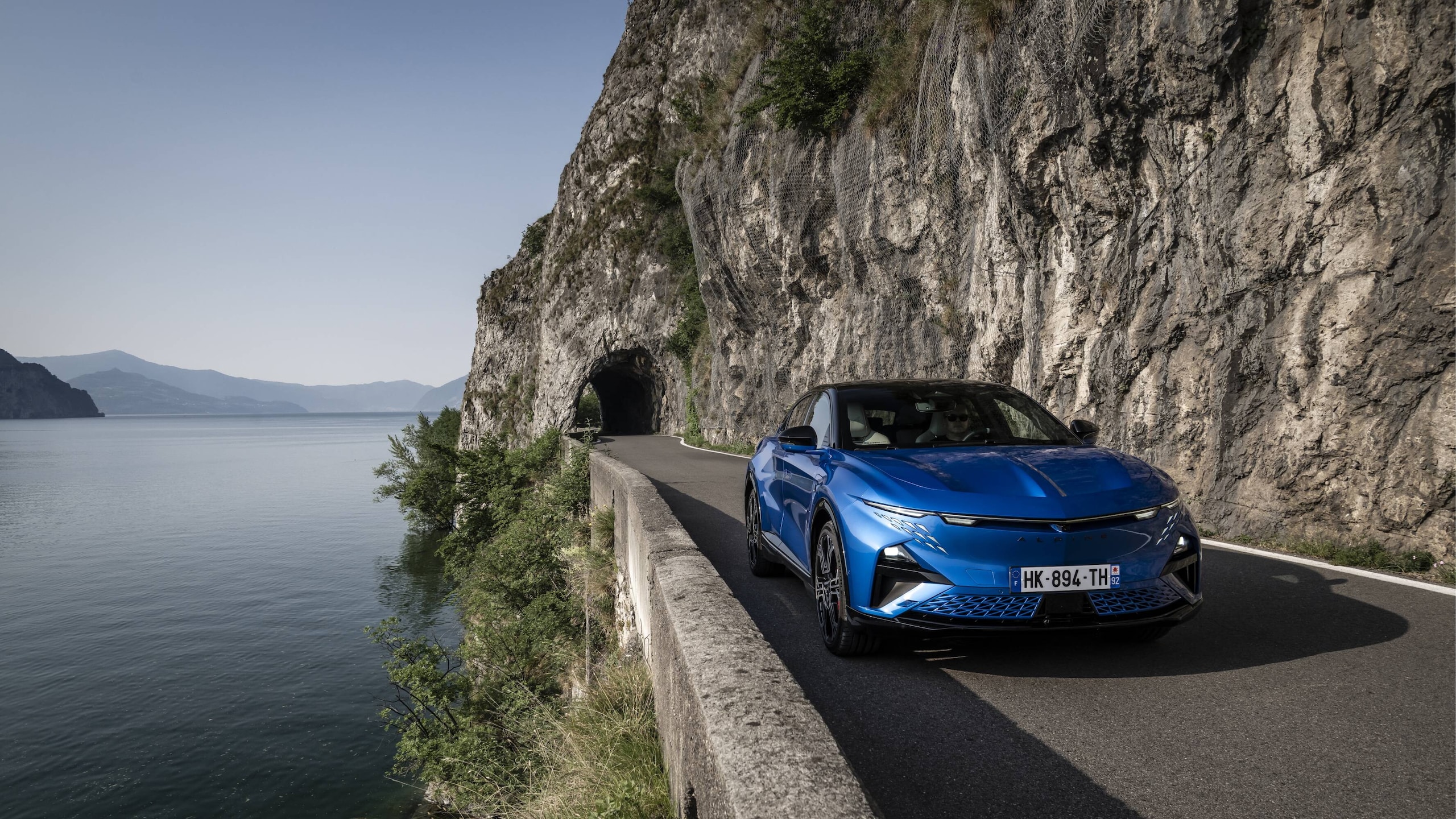Alpine A390 GTS, guida sportivissima ma grande eleganza