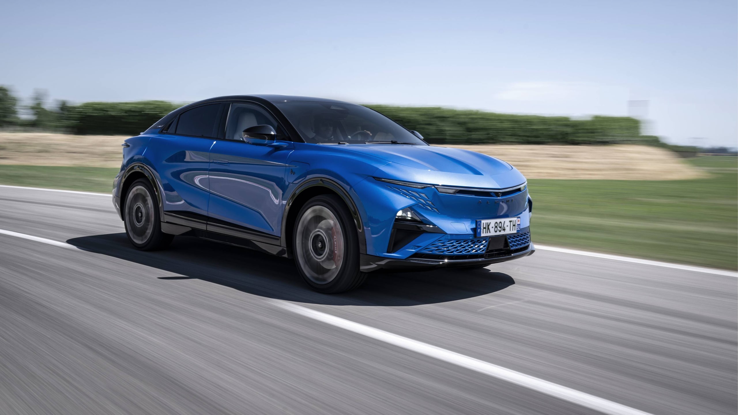 Alpine A390 GTS, guida sportivissima ma grande eleganza