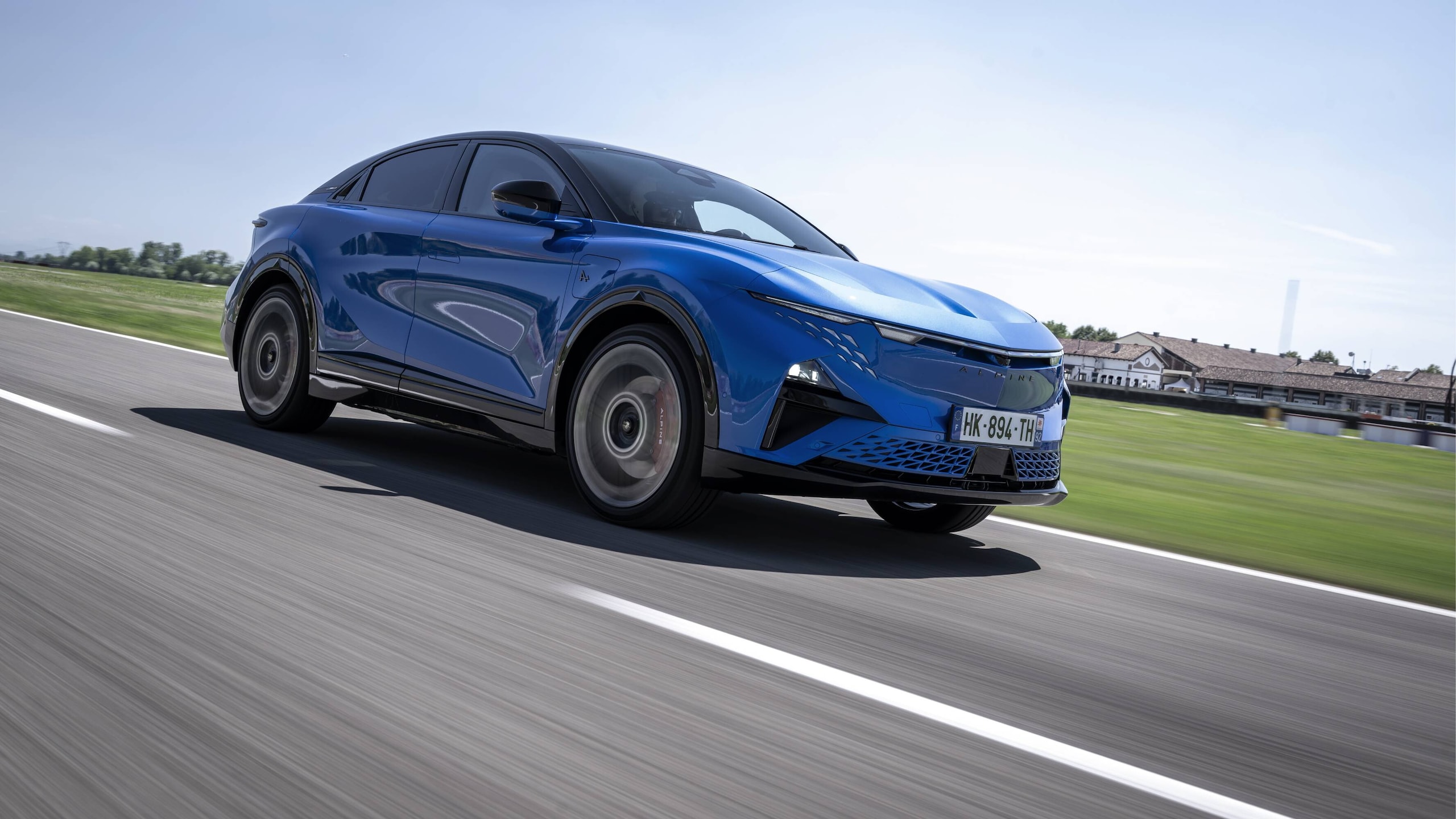Alpine A390 GTS, guida sportivissima ma grande eleganza