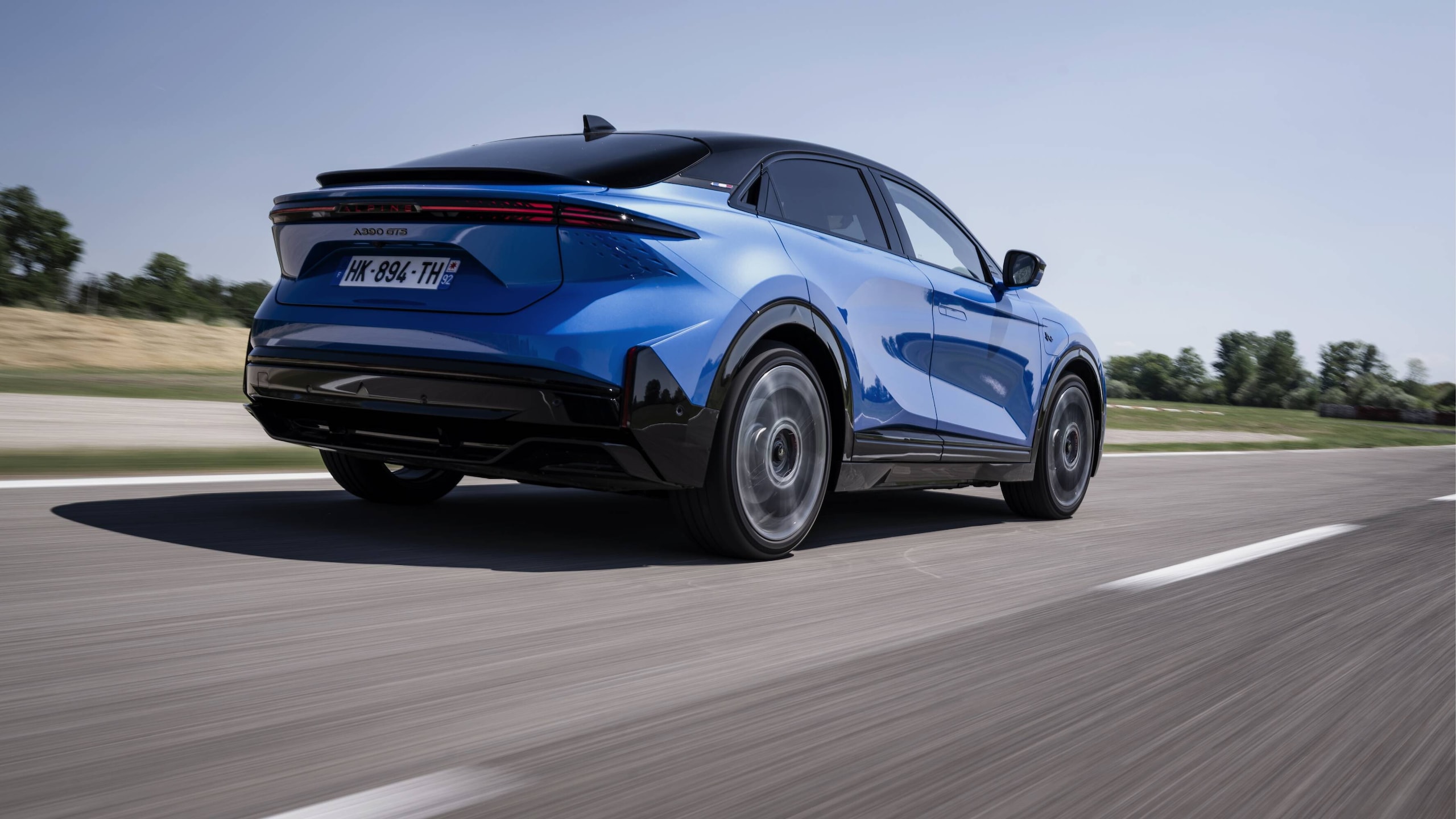 Alpine A390 GTS, guida sportivissima ma grande eleganza