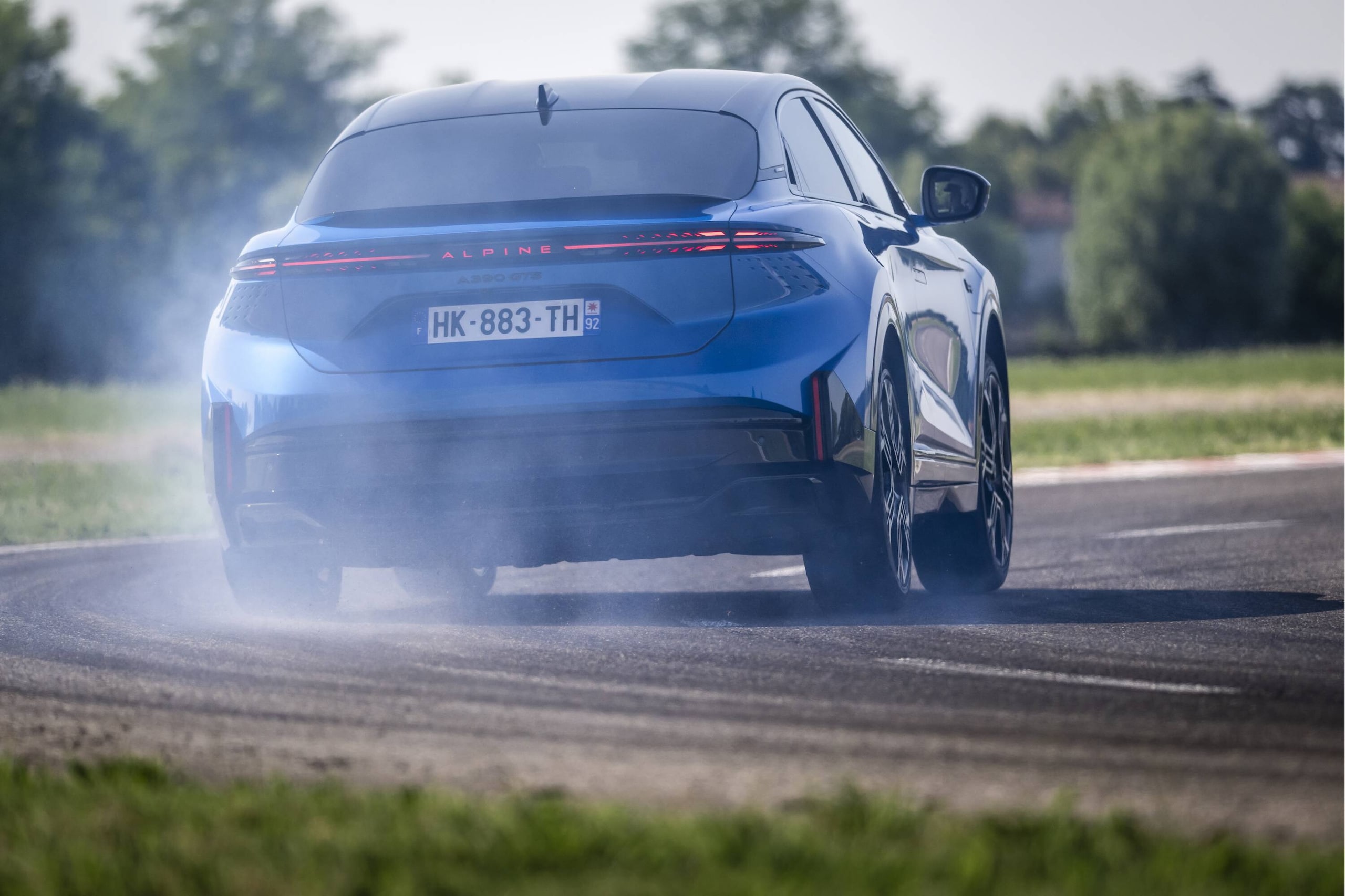 Alpine A390 GTS, guida sportivissima ma grande eleganza