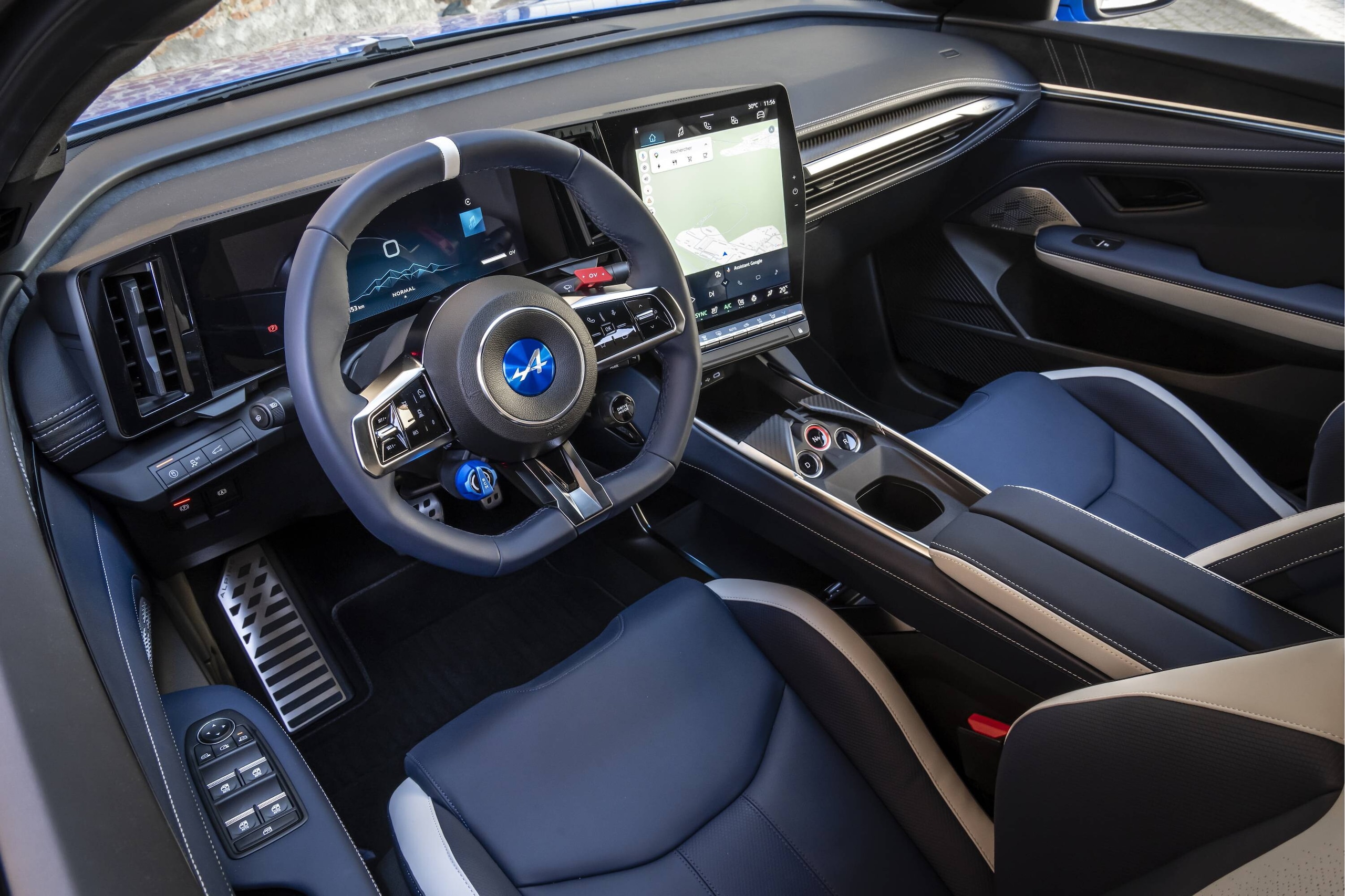 Alpine A390 GTS, guida sportivissima ma grande eleganza