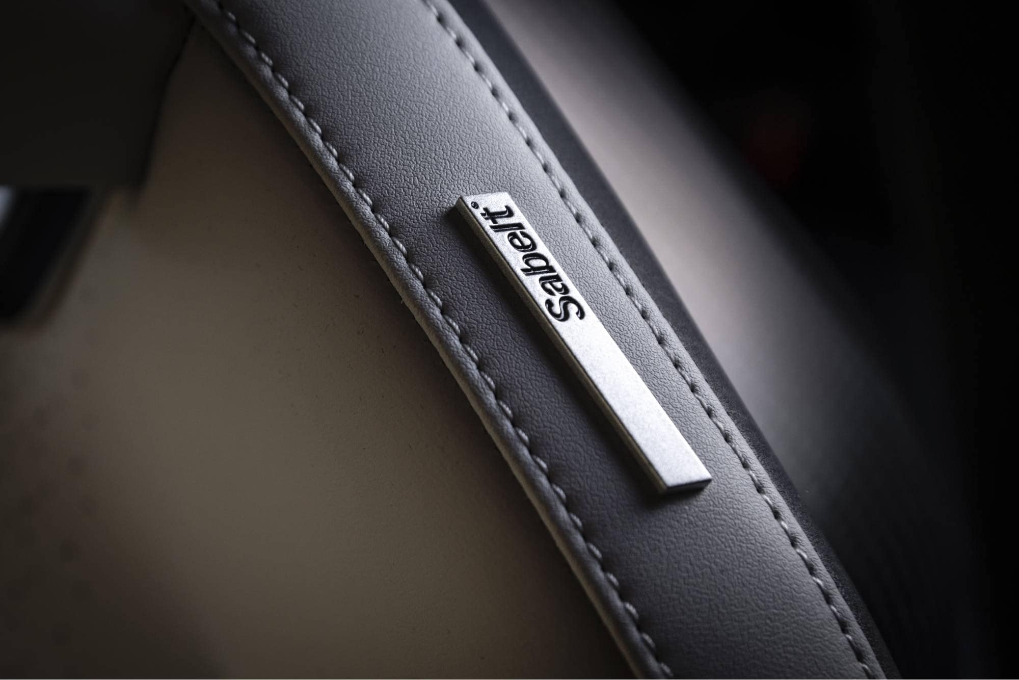 Alpine A390 GTS, guida sportivissima ma grande eleganza
