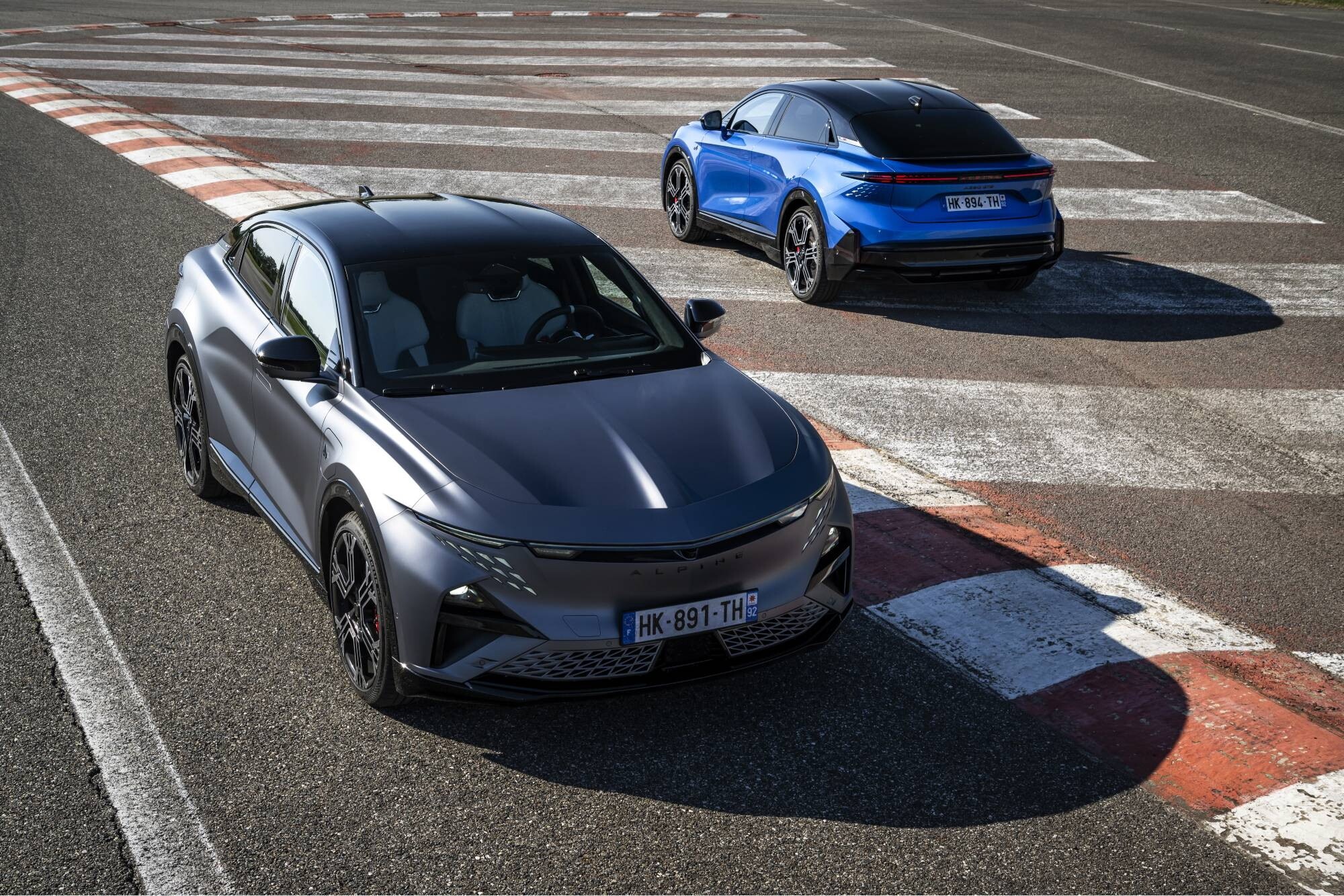 Alpine A390 GTS, guida sportivissima ma grande eleganza