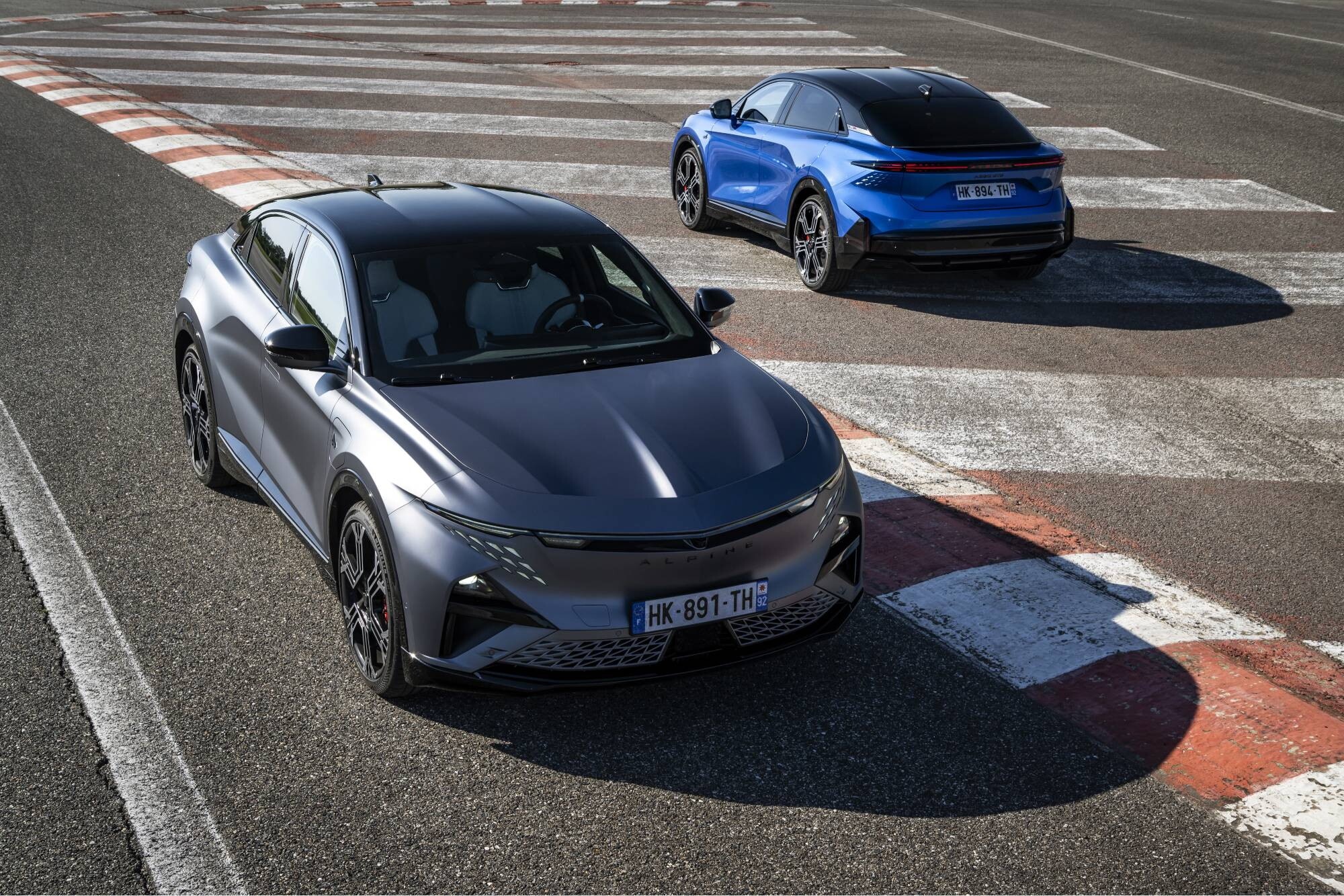 Alpine A390 GTS, guida sportivissima ma grande eleganza