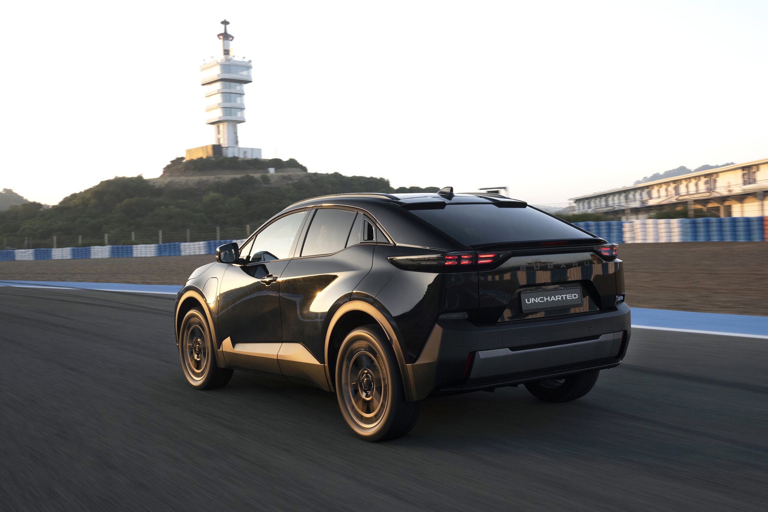 Subaru Uncharted, le foto