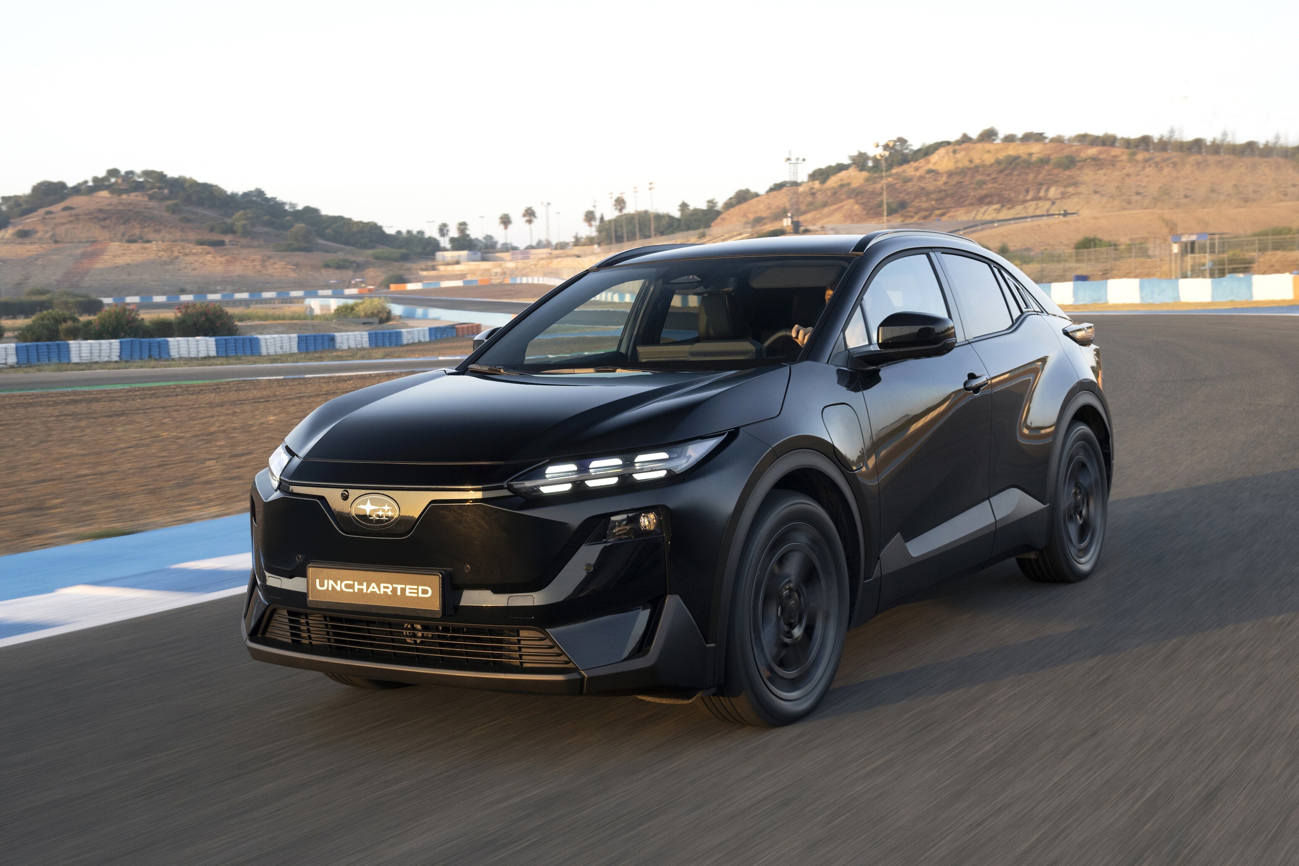 Subaru Uncharted, le foto