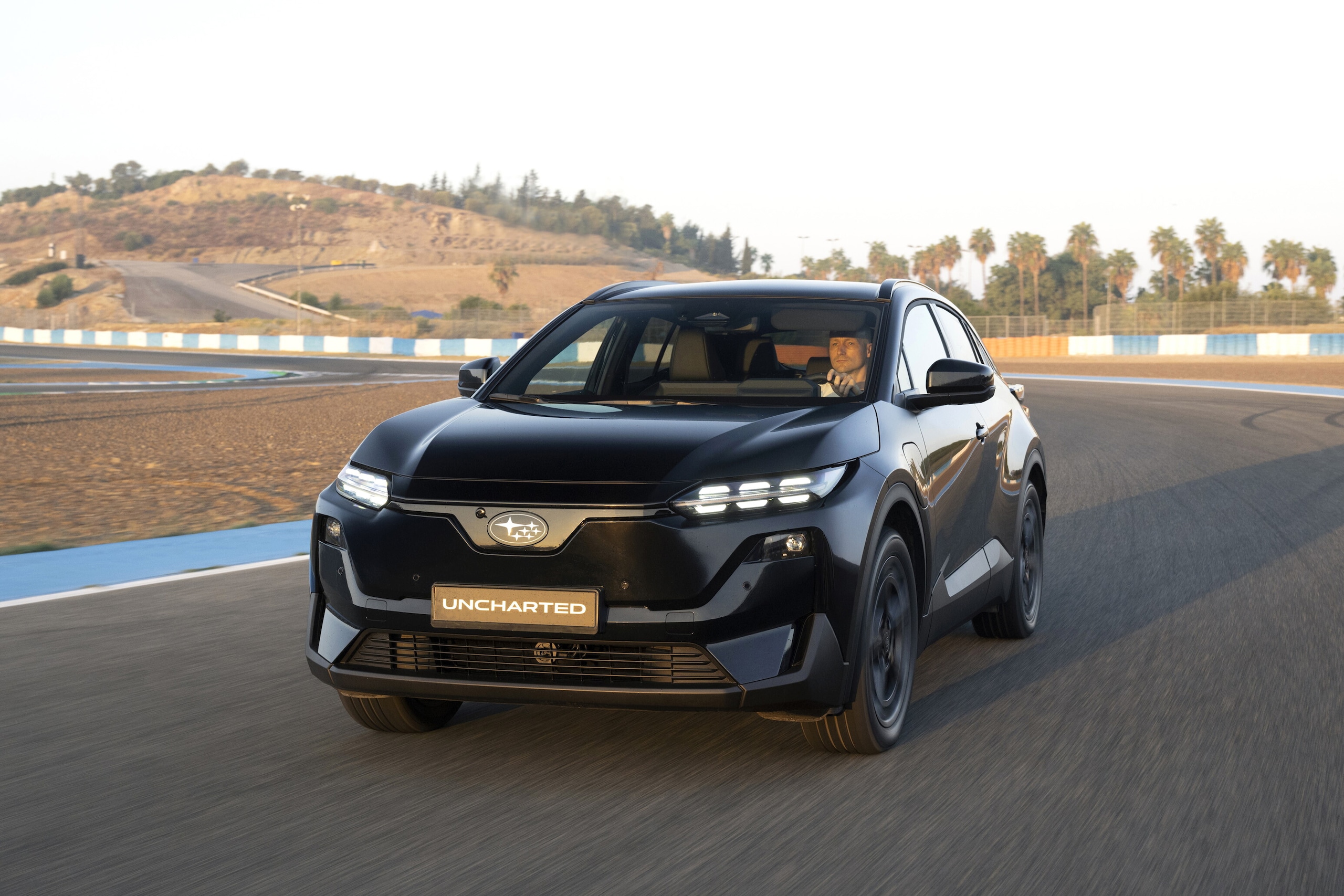 Subaru Uncharted, le foto