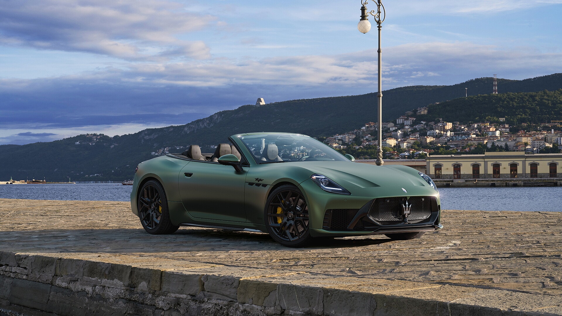 Nuova Maserati Grancabrio