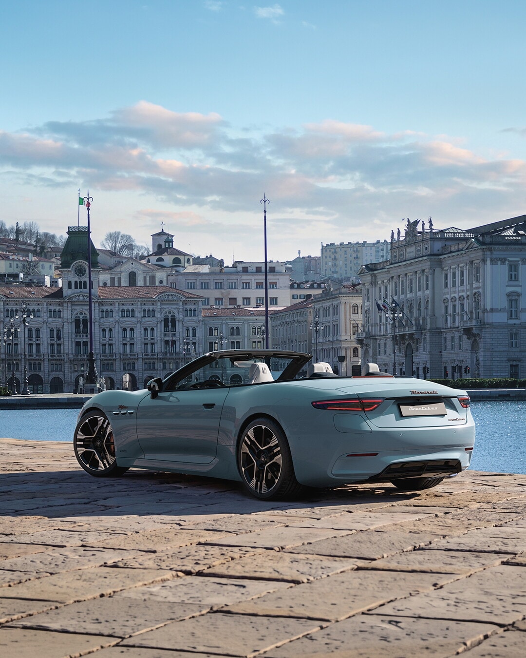 Nuova Maserati Grancabrio