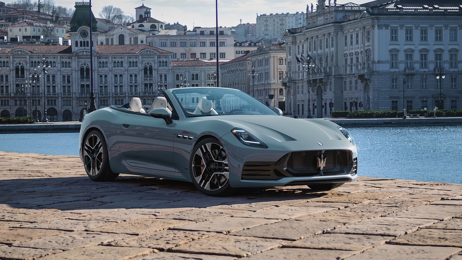 Nuova Maserati Grancabrio