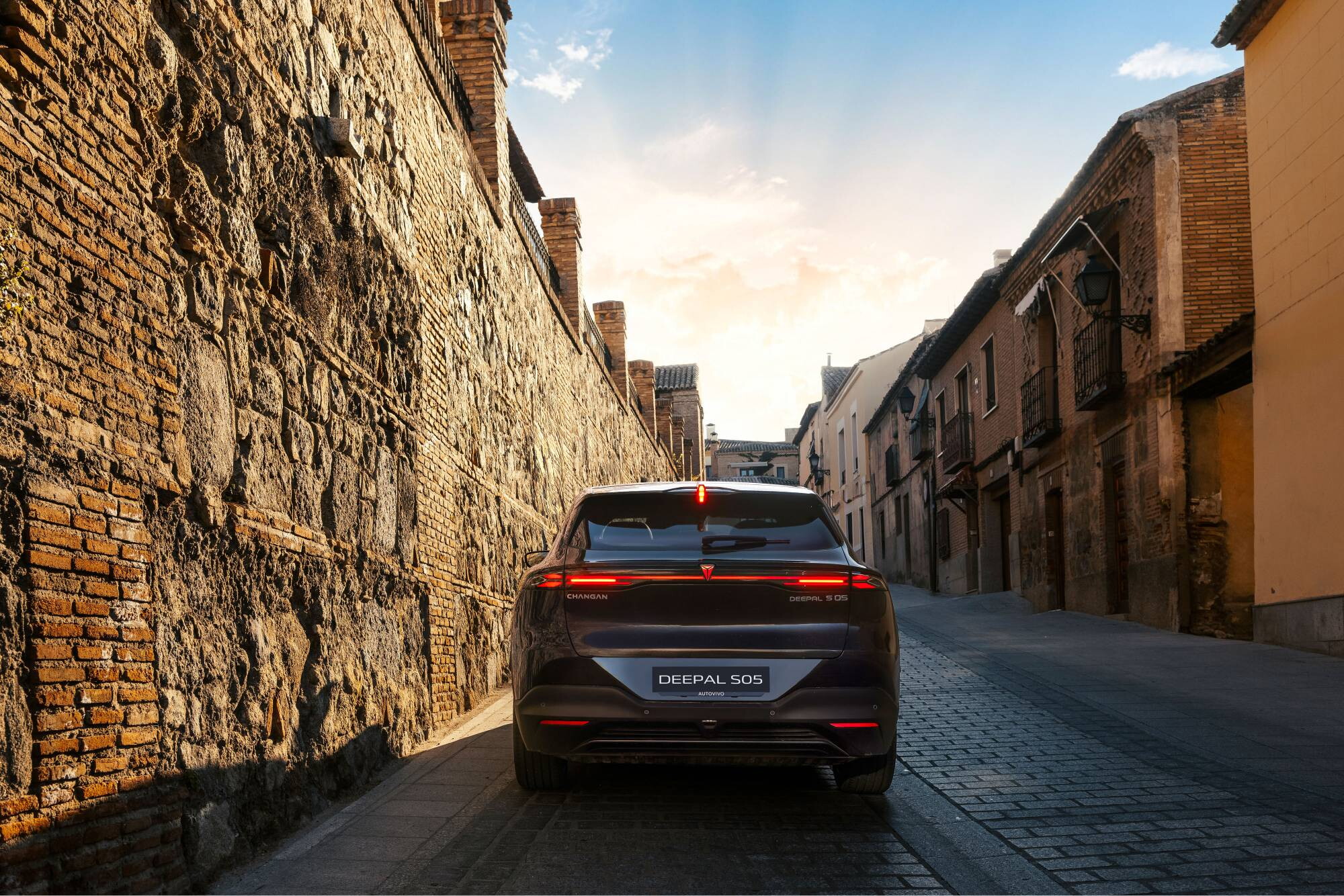 Changan Deepal S05, ora anche ibrida plug-in