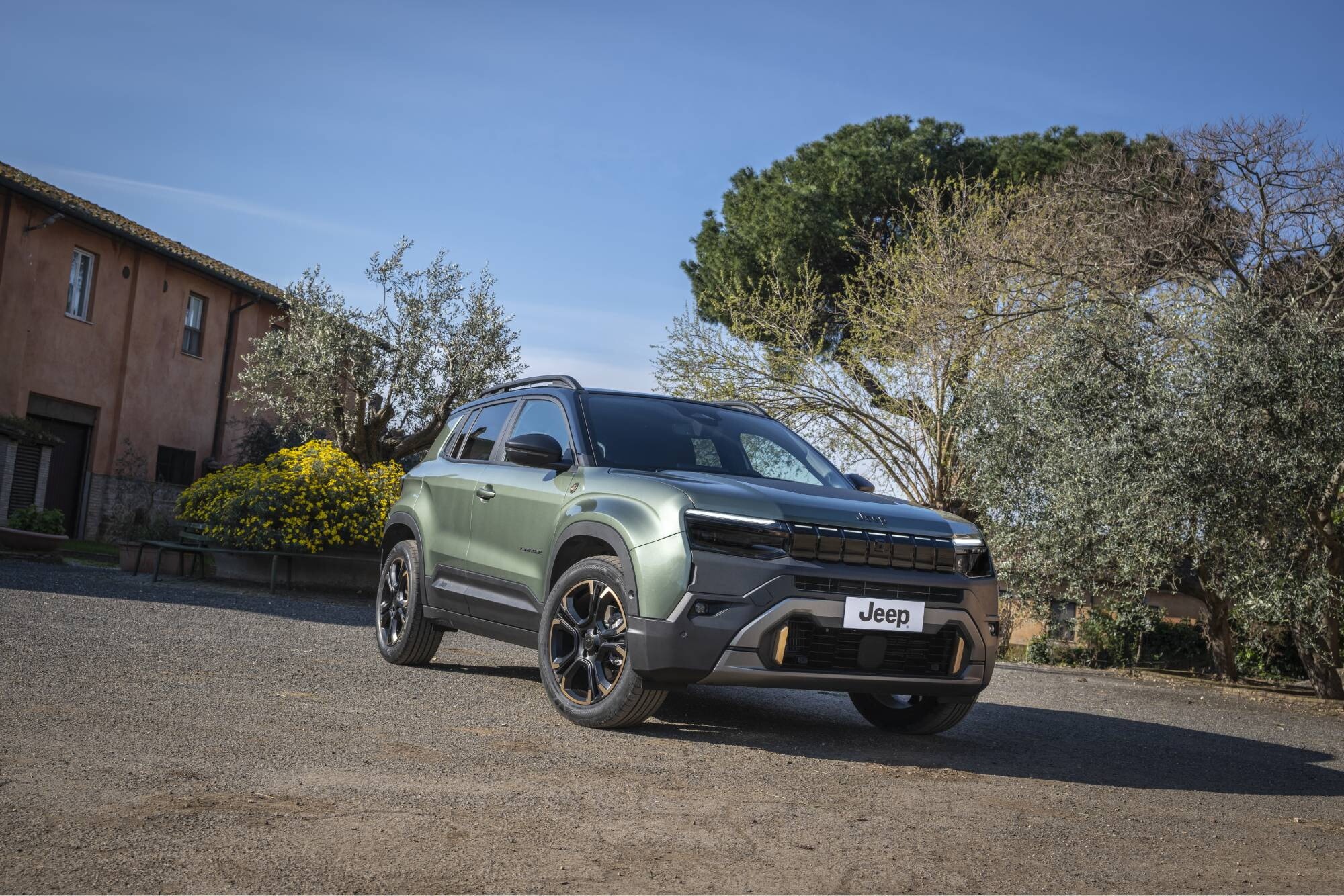 Jeep Avenger 85th Anniversary, un compleanno all'avventura