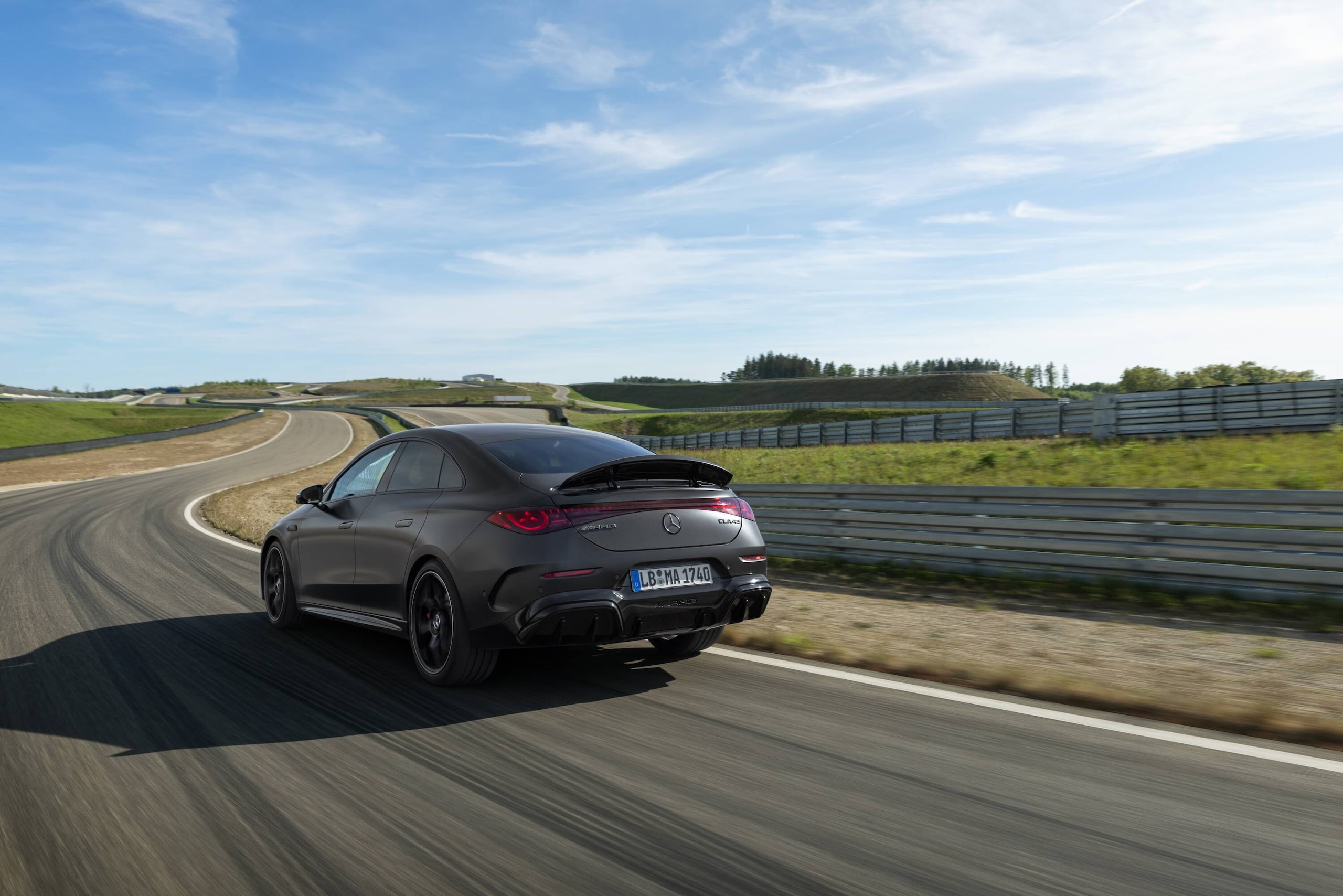 Mercedes-AMG CLA 45 4MATIC+, ecco il bolide presentato a Goodwood da Antonelli