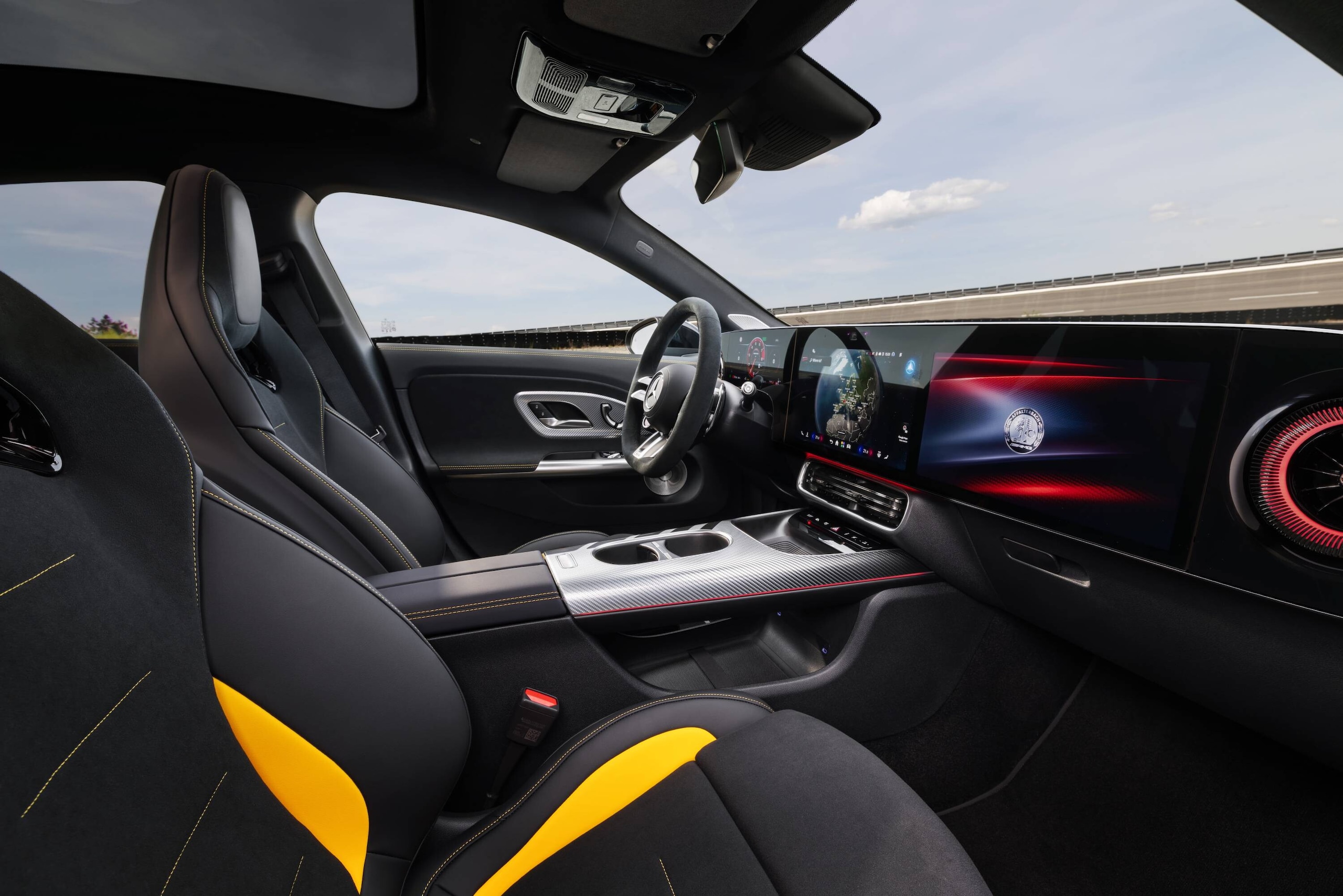 Mercedes-AMG CLA 45 4MATIC+, ecco il bolide presentato a Goodwood da Antonelli